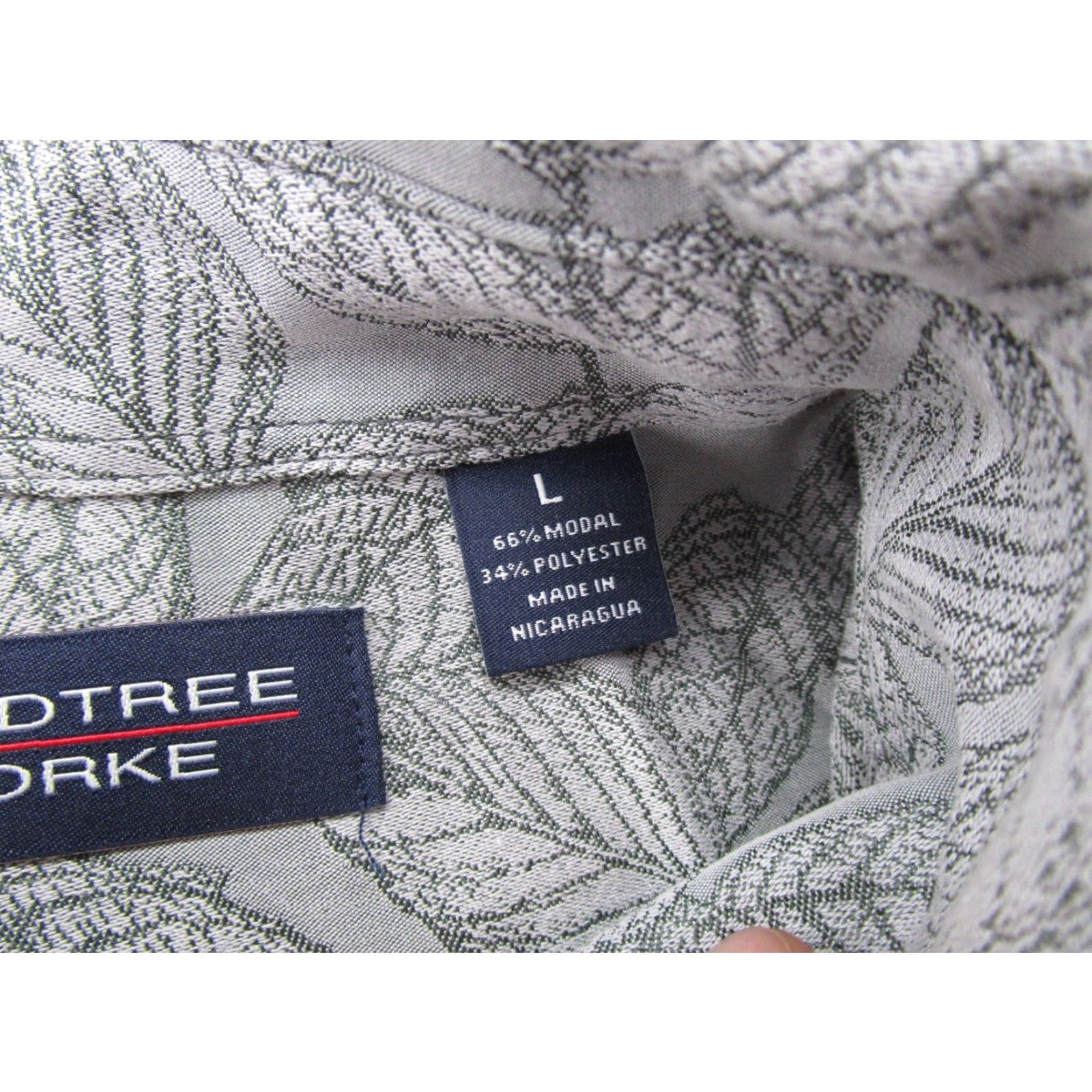 Roundtree & Yorke Roundtree & Yorke Leaf Print Square Tail Button Shirt Mens SZ L Modal Blend NEW Size US L / EU 52-54 / 3 - 4 Thumbnail