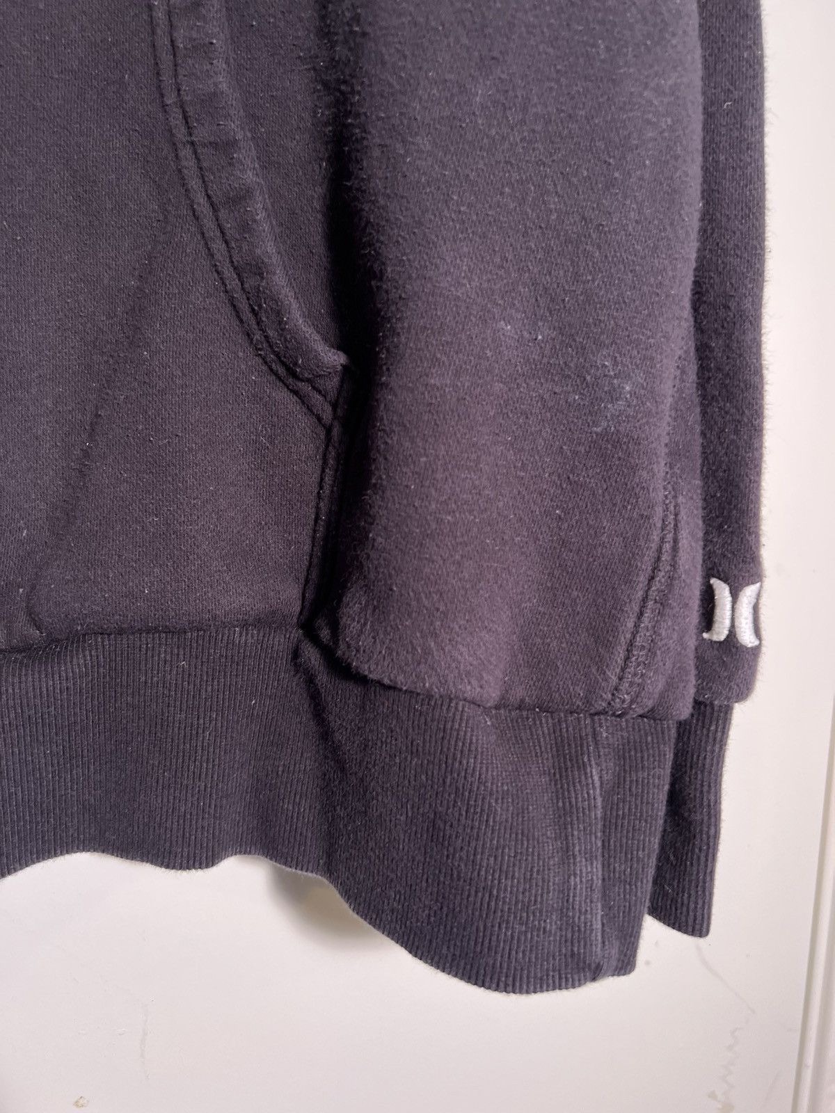 Vintage Y2K 2000’s VTG Vintage Hurley Streetwear Retro Goth Hoodie Size US L / EU 52-54 / 3 - 6 Thumbnail