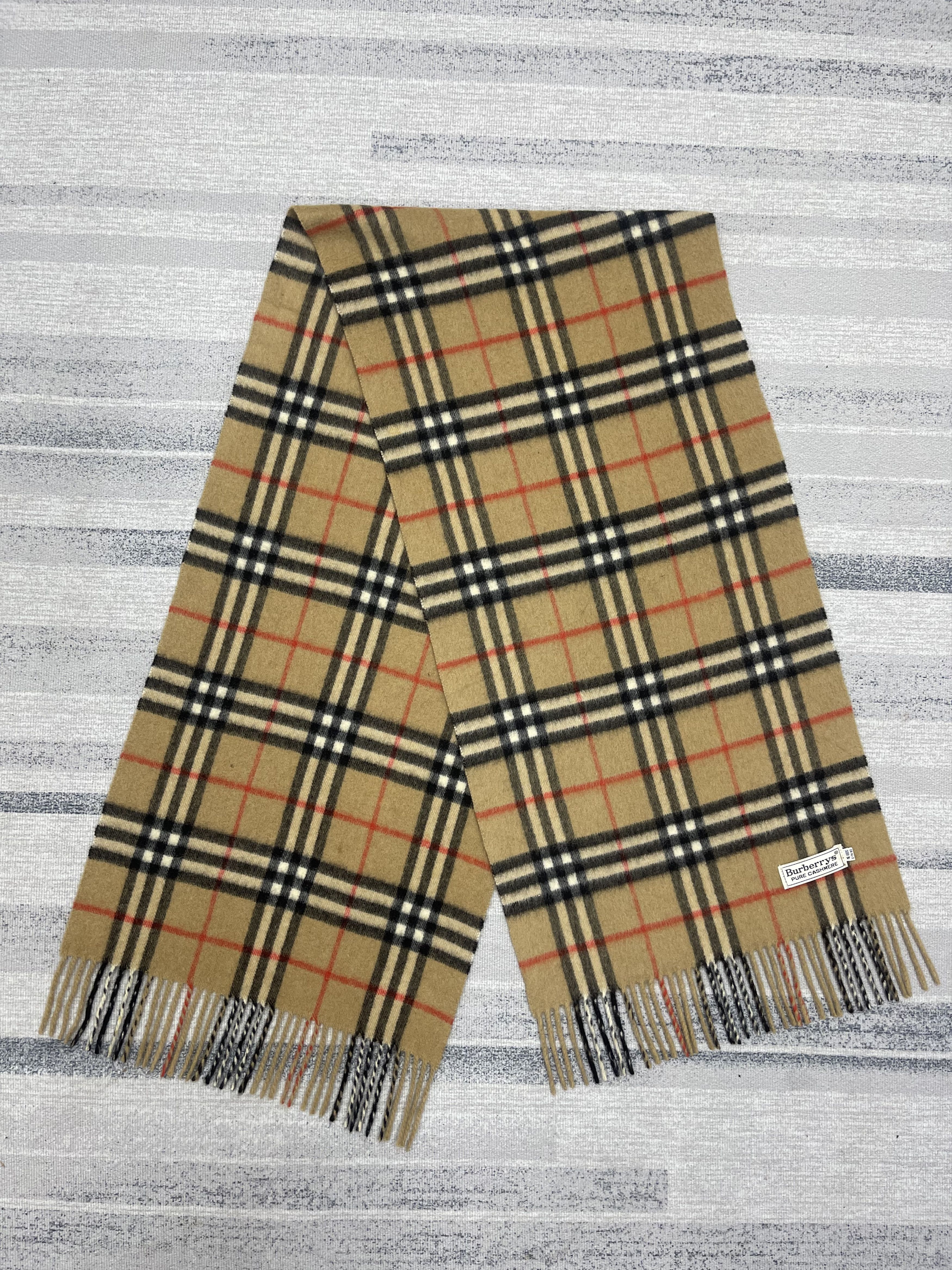 Burberry Vintage Burberrys Checkered Cashmere Scarf / Muffler - 6233 Size ONE SIZE - 5 Thumbnail