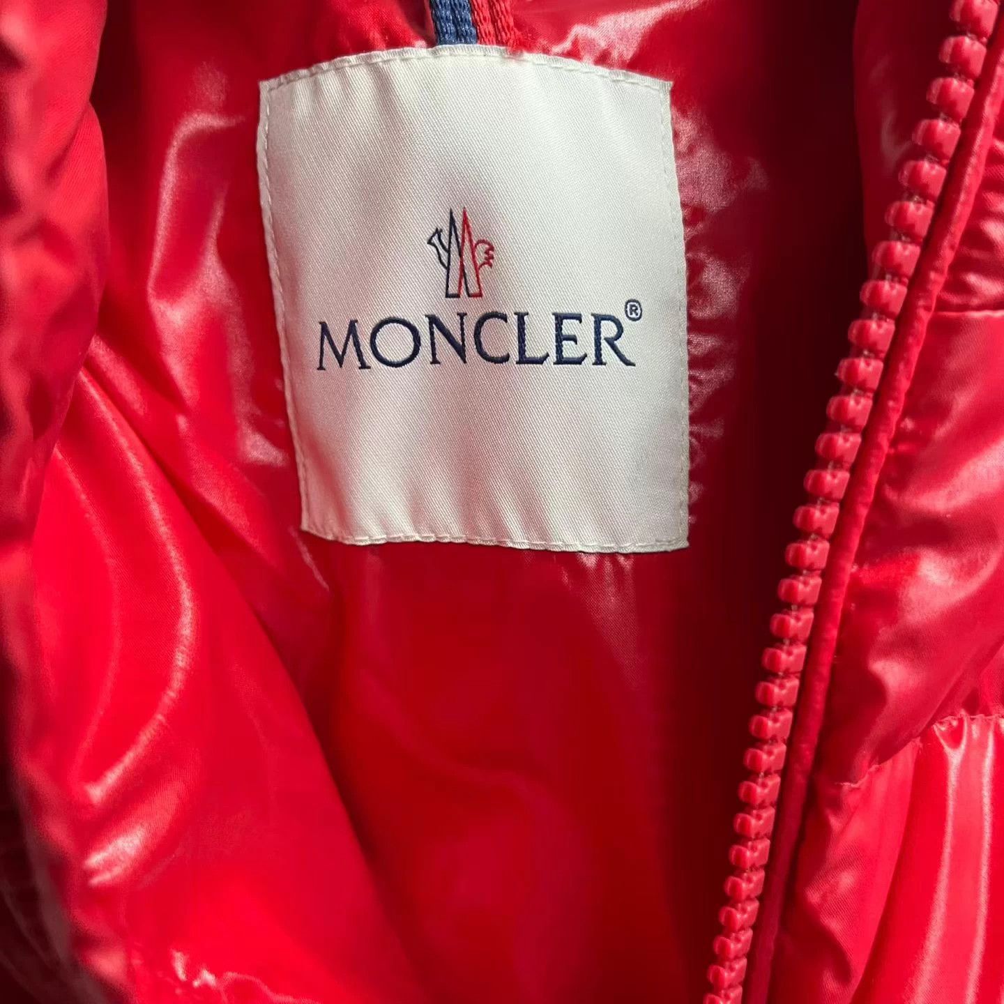 Moncler Moncler Red Logo Down Jacket Women's Size 4 Size XL / US 12-14 / IT 48-50 - 3 Thumbnail