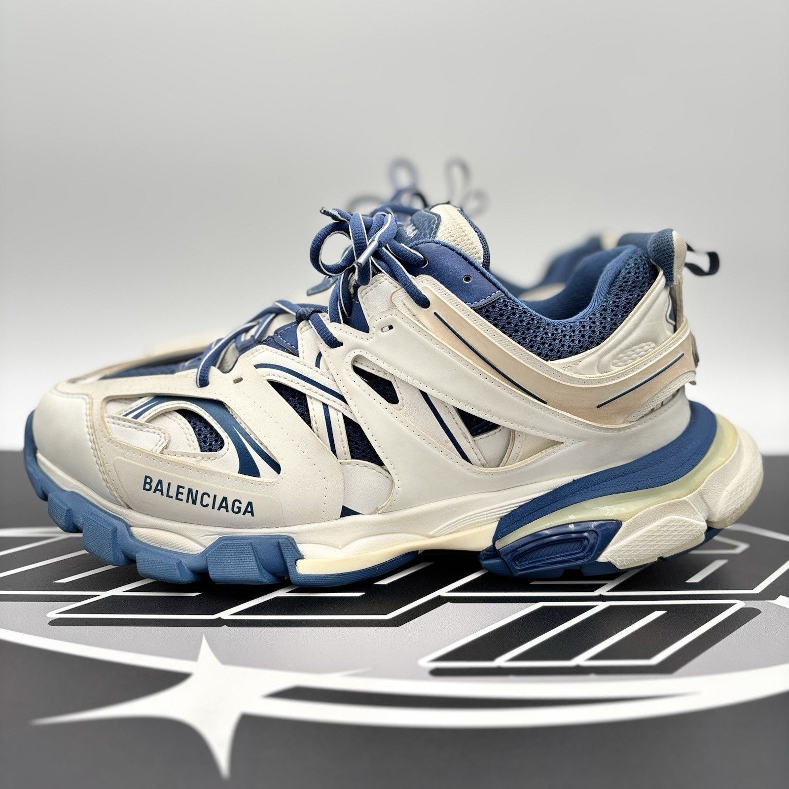 Balenciaga Balenciaga Track ' White, Navy ' | GOOD CONDITION! Size US 11 / EU 44 - 1 Thumbnail