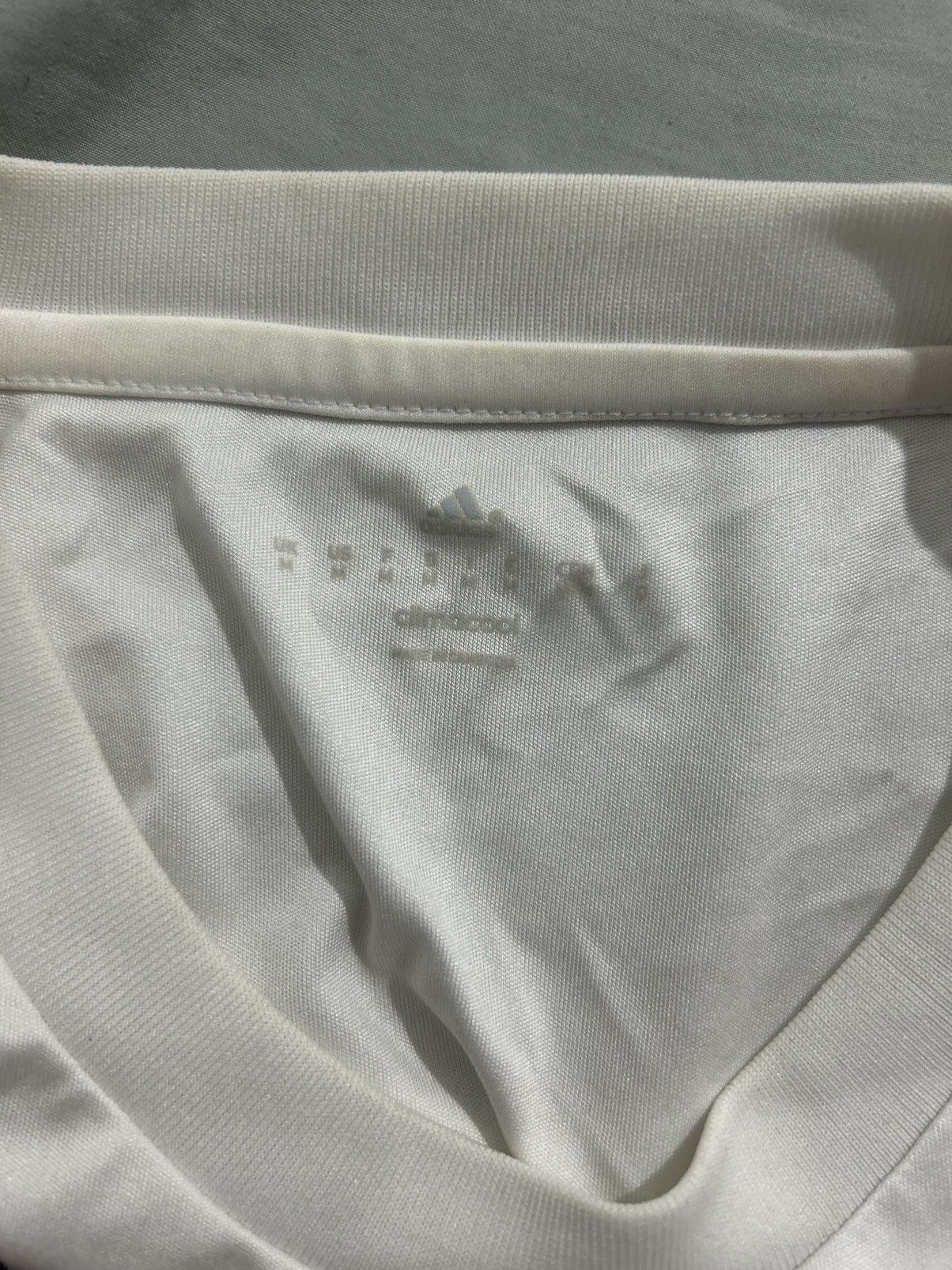 Adidas Chelsea 2015/16 Away Jersey Size US M / EU 48-50 / 2 - 5 Thumbnail