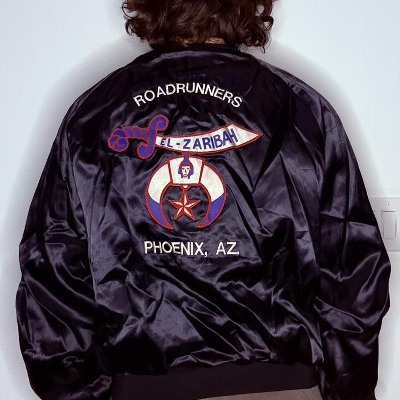 Vintage Vintage Pro Fit 80s Satin Bomber Jacket El Zaribah (Doug) Size US XL / EU 56 / 4 - 1 Thumbnail