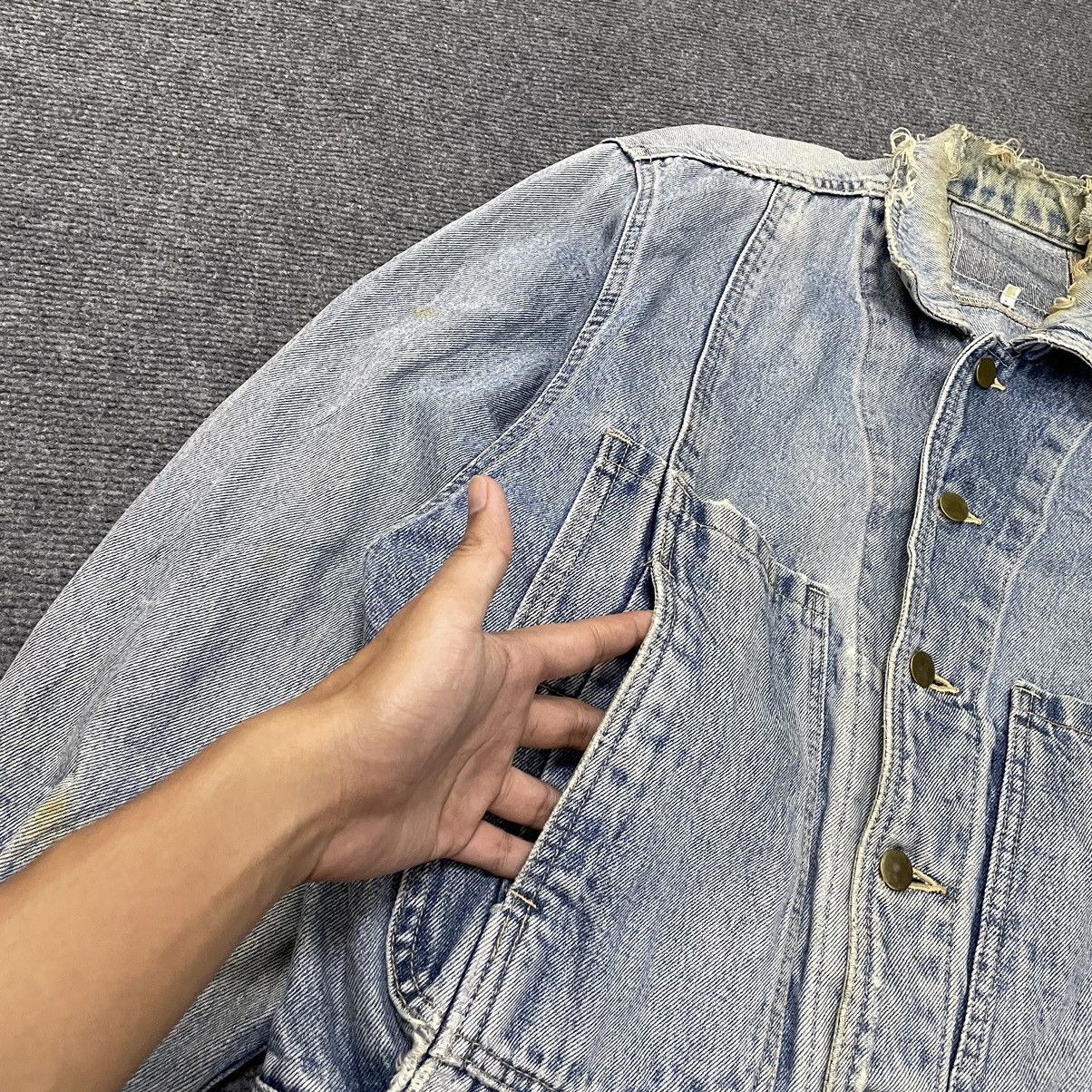Vintage Vintage Distressed Denim Jacket Scovill Button Size US L / EU 52-54 / 3 - 6 Thumbnail
