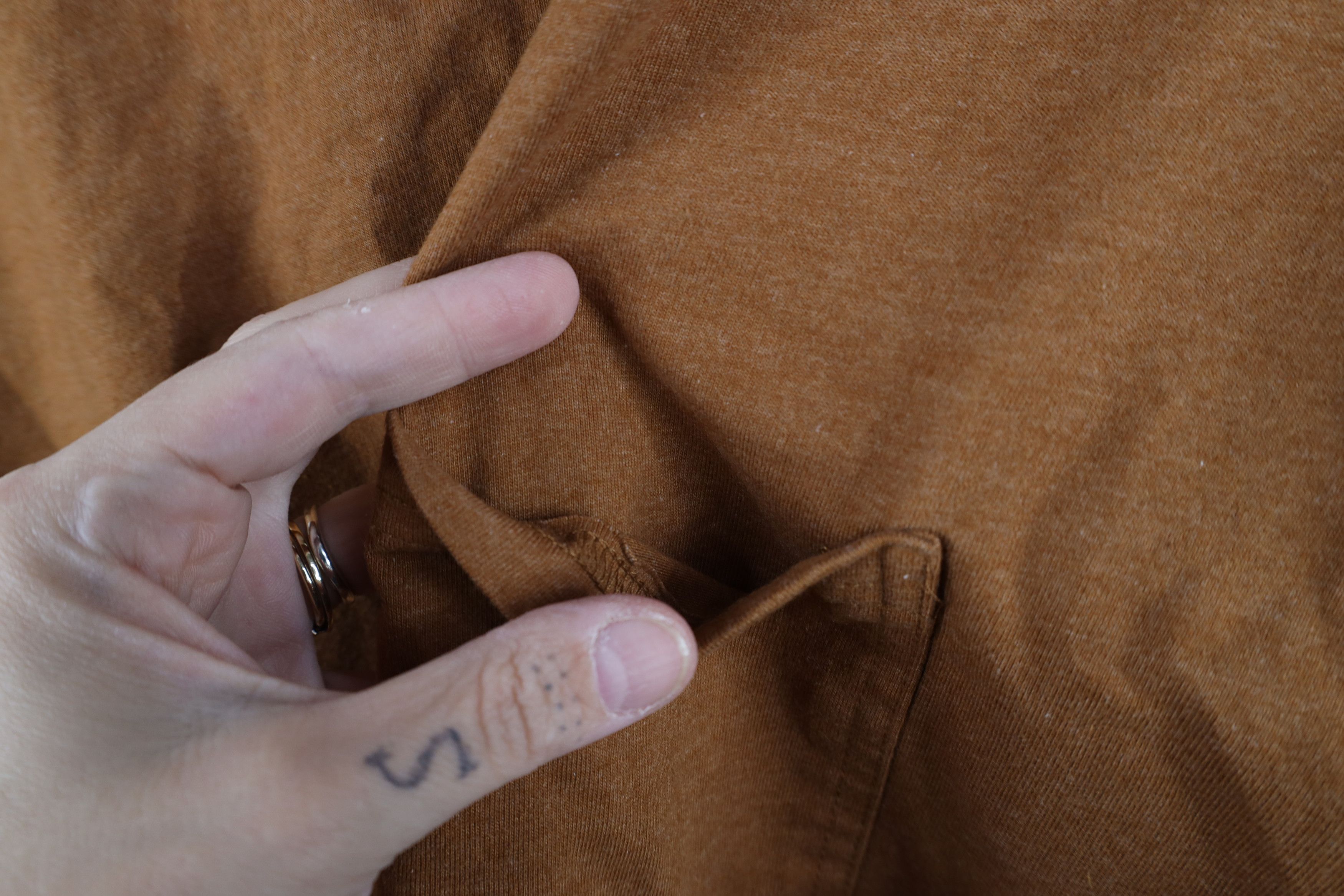 Woolrich Woolen Mills Vintage Woolrich Blank Cotton Long Sleeve Pocket T-Shirt Size US XL / EU 56 / 4 - 7 Thumbnail