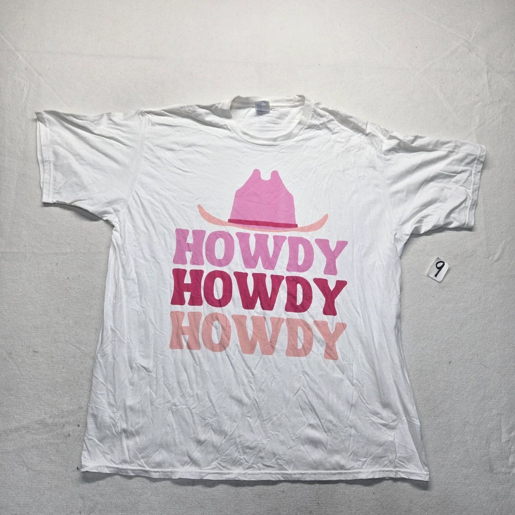 Vintage Howday Cowgirl Cowboy Hat Shirt Women 2XL White Funny Theme Casual Short Sleeve Crew Neck Cotton Polyester Port and Company Regular Mens? Size XXL / US 16-18 / IT 52-54 - 2 Thumbnail