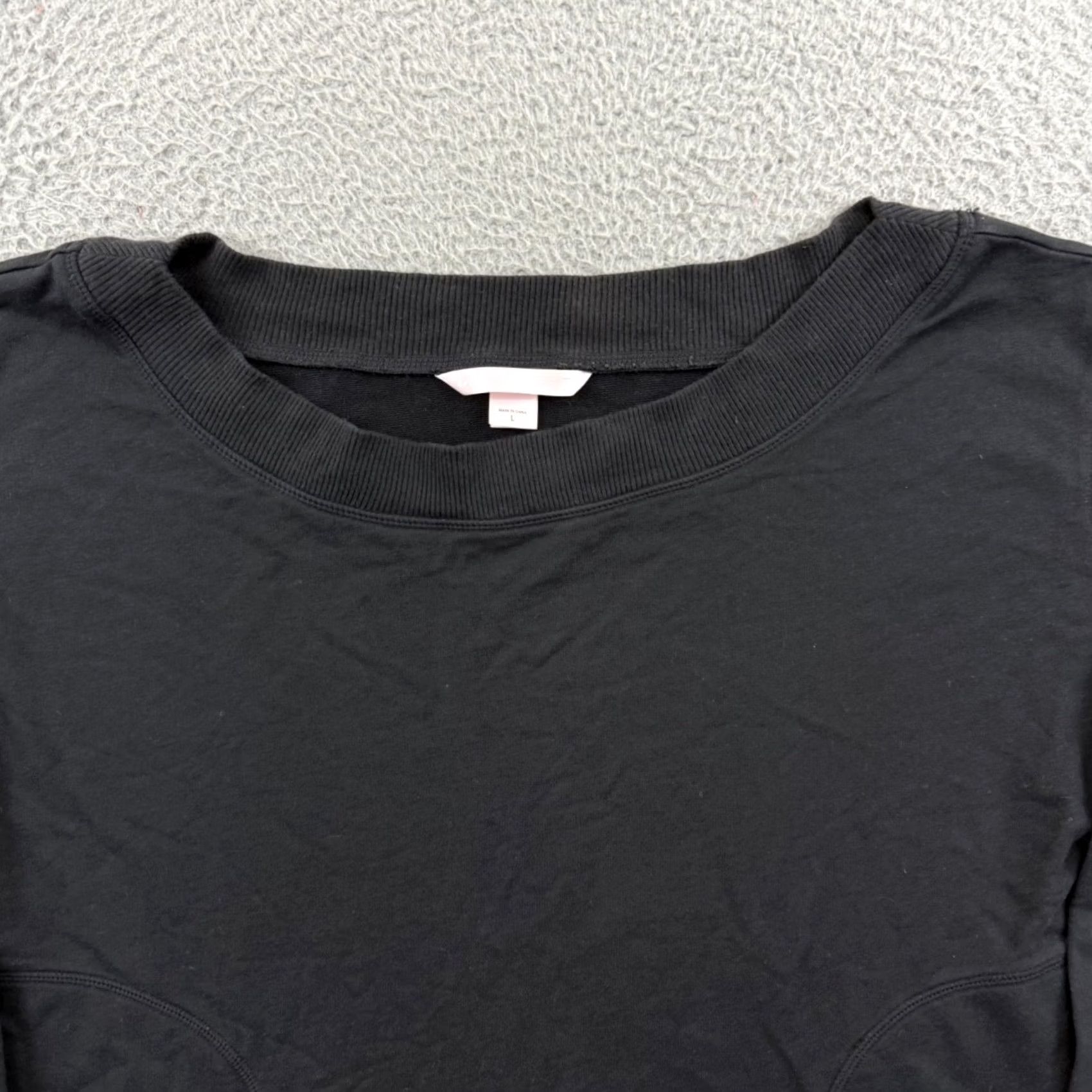 Victoria's Secret Victoria’s Secret PINK Sweatshirt Womens Large Black Cropped Crew Neck Raglan Sleeve Logo Relaxed Fit Pullover Size L / US 10 / IT 46 - 3 Thumbnail