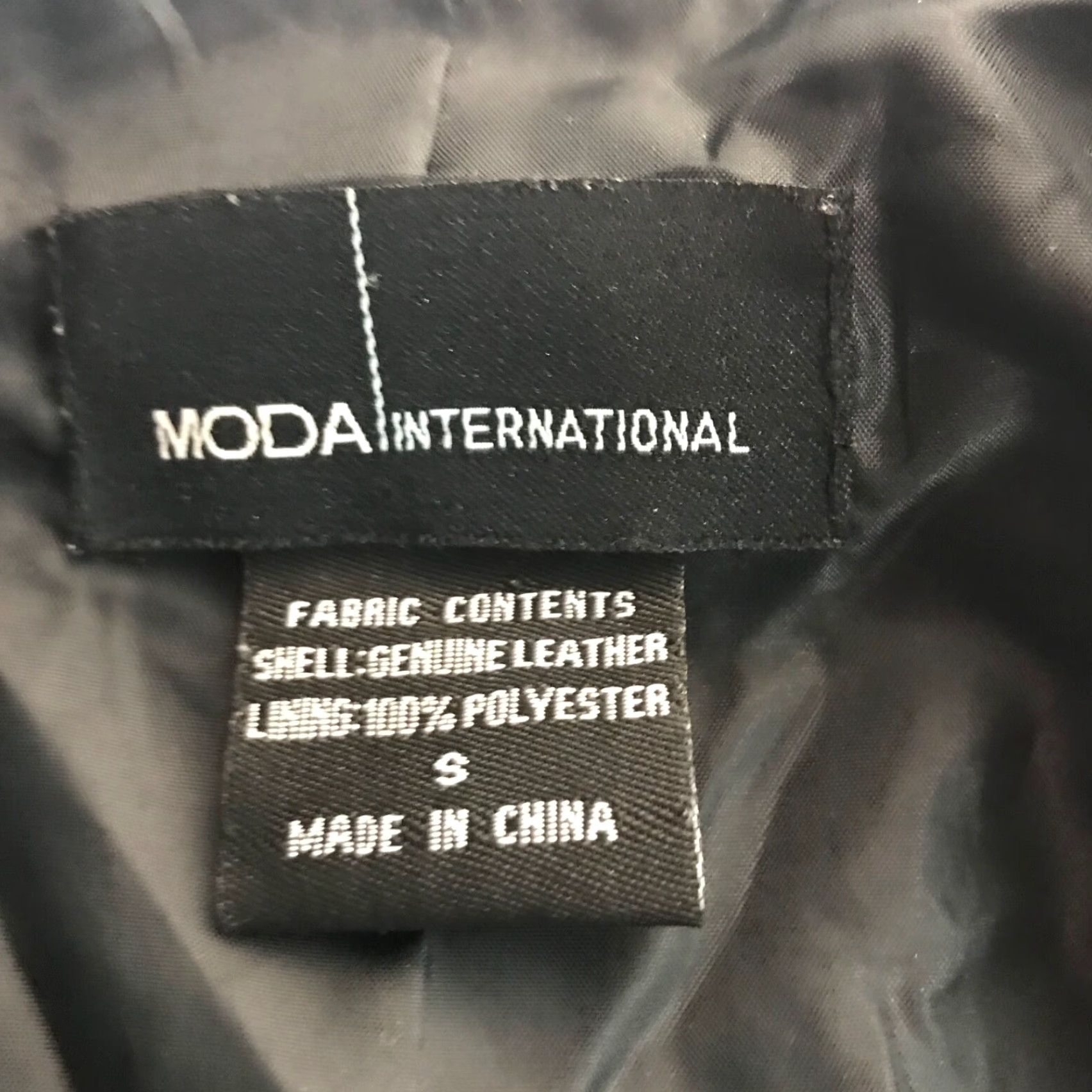 Vintage Moda International Black Leather Cropped Ruffle Jacket Womens Size S Modern Workwear Size S / US 4 / IT 40 - 3 Thumbnail