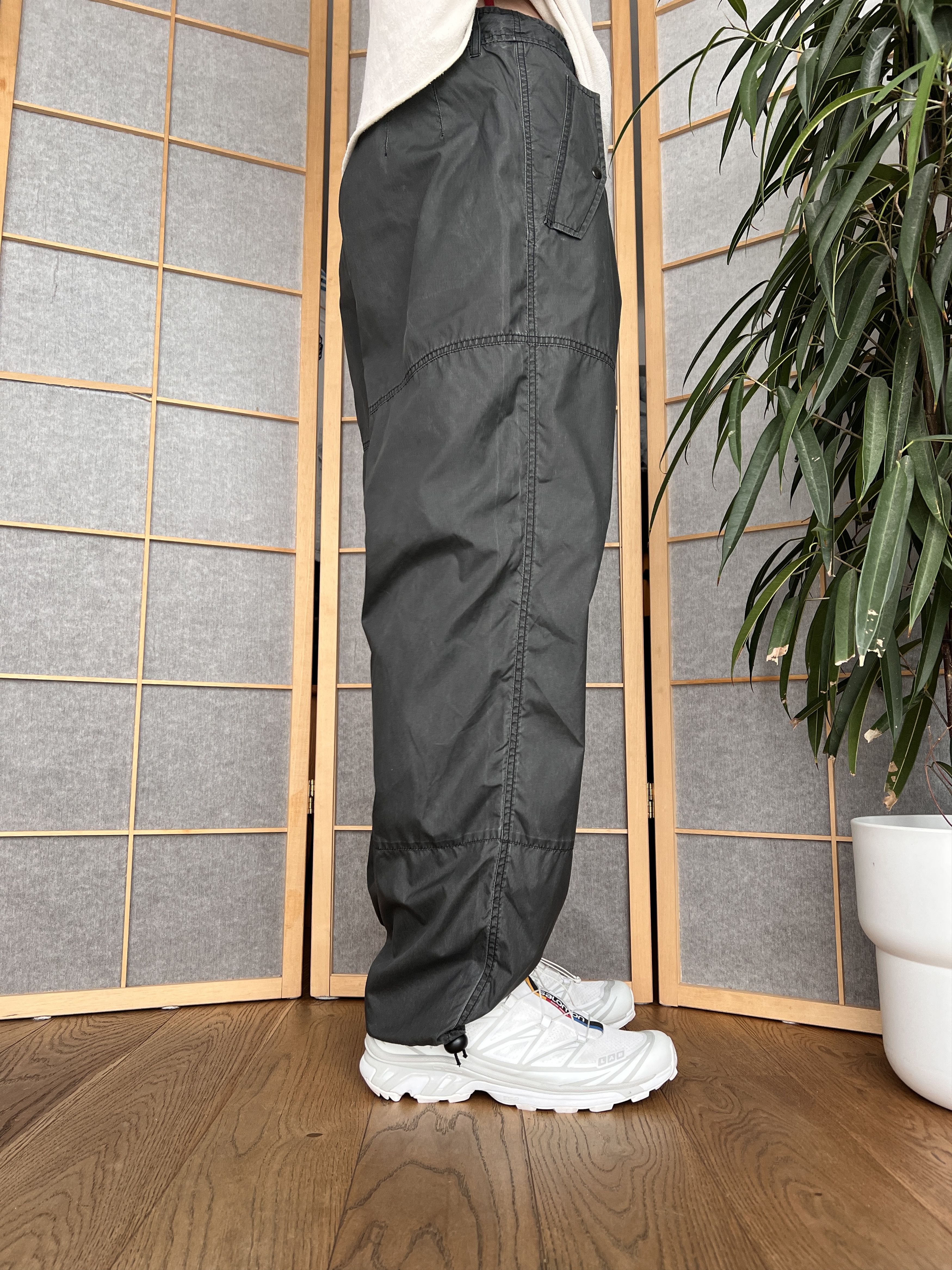 Prada RARE! Prada vintage 2000s nylon parachute pants baggy sport Size US 36 / EU 52 - 13 Thumbnail