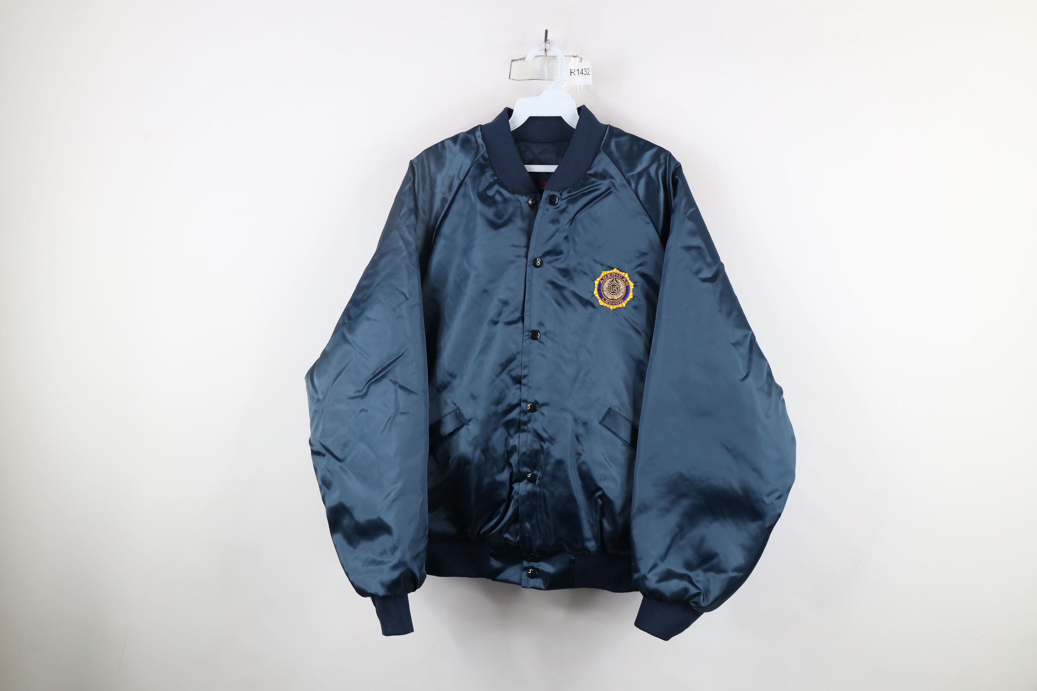 Vintage Vintage 90s American Legion Quilted Satin Bomber Jacket USA Size US L / EU 52-54 / 3 - 1 Thumbnail