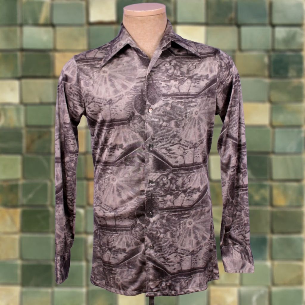 Van Heusen VTG 70s Grey Landscape Outdoor Print Nylon Shirt Mens S Nylon Shirt Vintage 1970s Van Heusen Disco Polyester Long Sleeve Button-Front Size US S / EU 44-46 / 1 - 1 Thumbnail