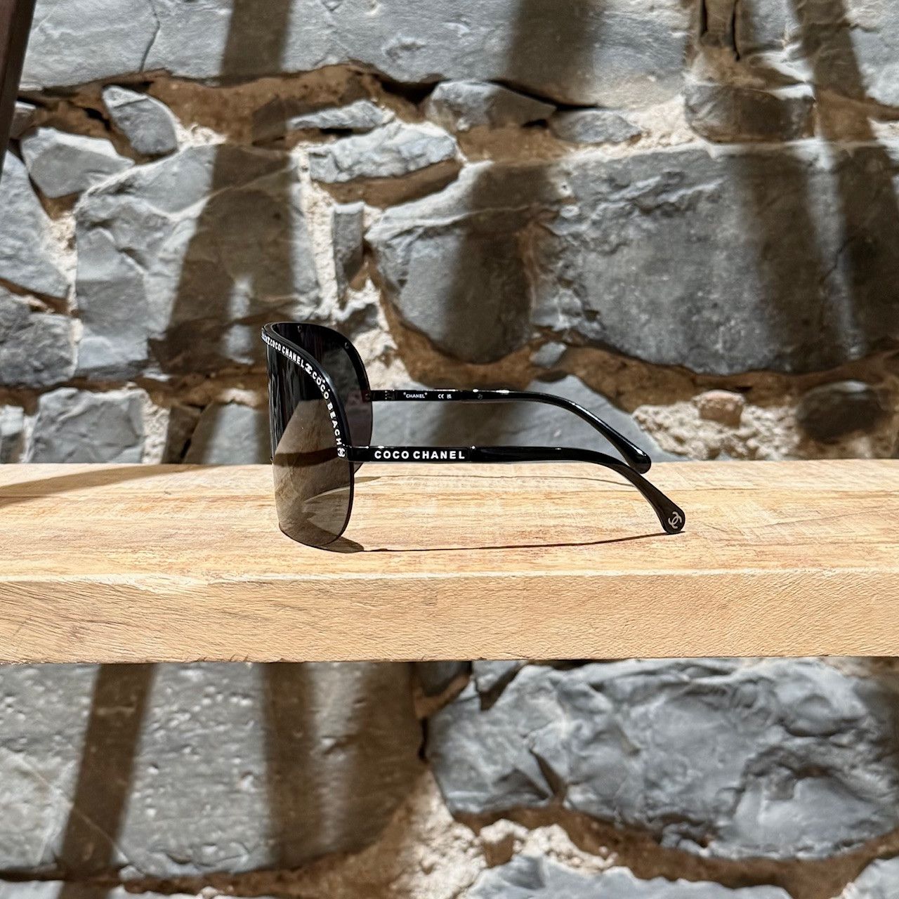 Chanel Chanel 2023 Coco Beach Black Shield Logo Sunglasses Size ONE SIZE - 3 Thumbnail