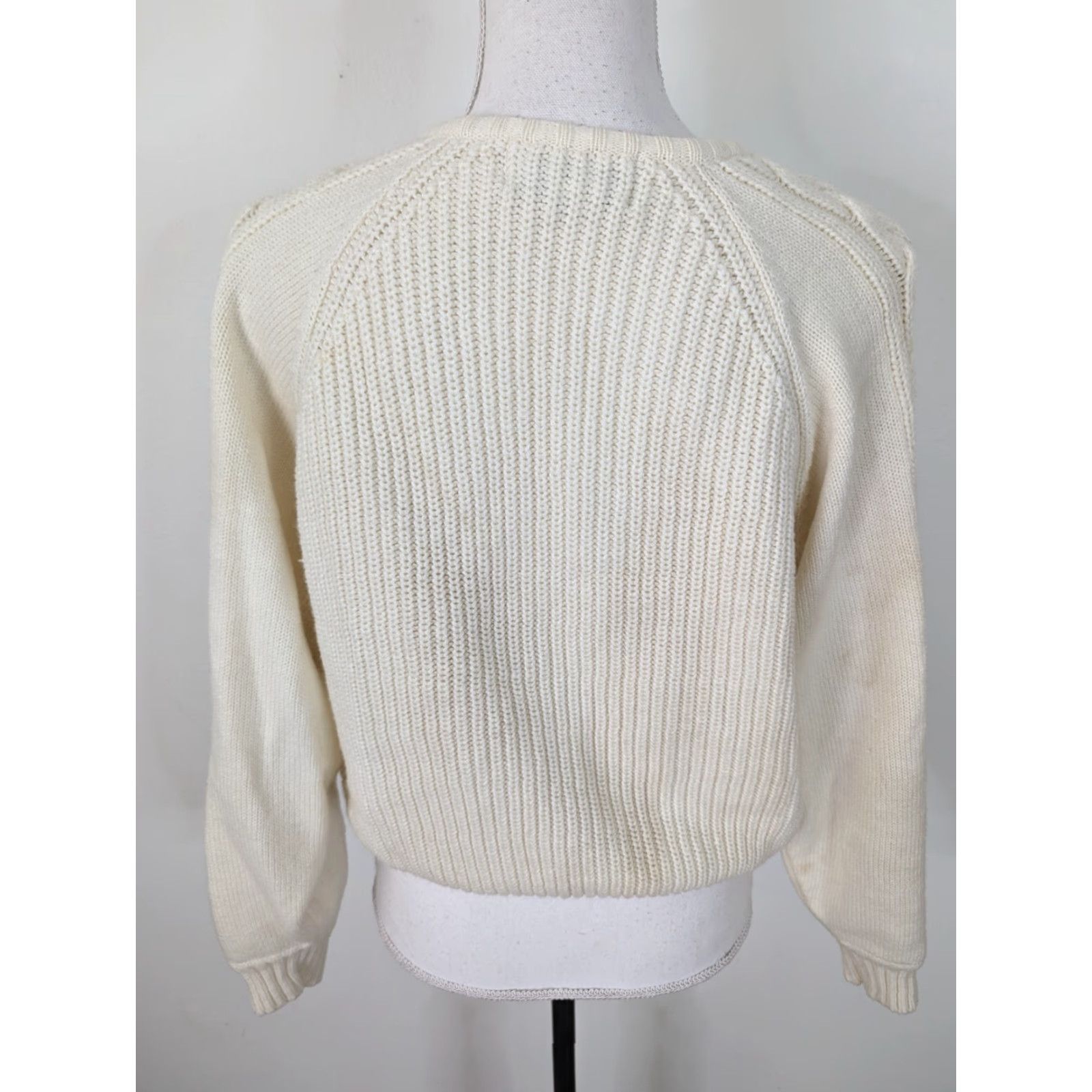 Vintage VINTAGE Cream Cable Knit Button Cardigan Sweater Women's Small S6W Size S / US 4 / IT 40 - 3 Thumbnail