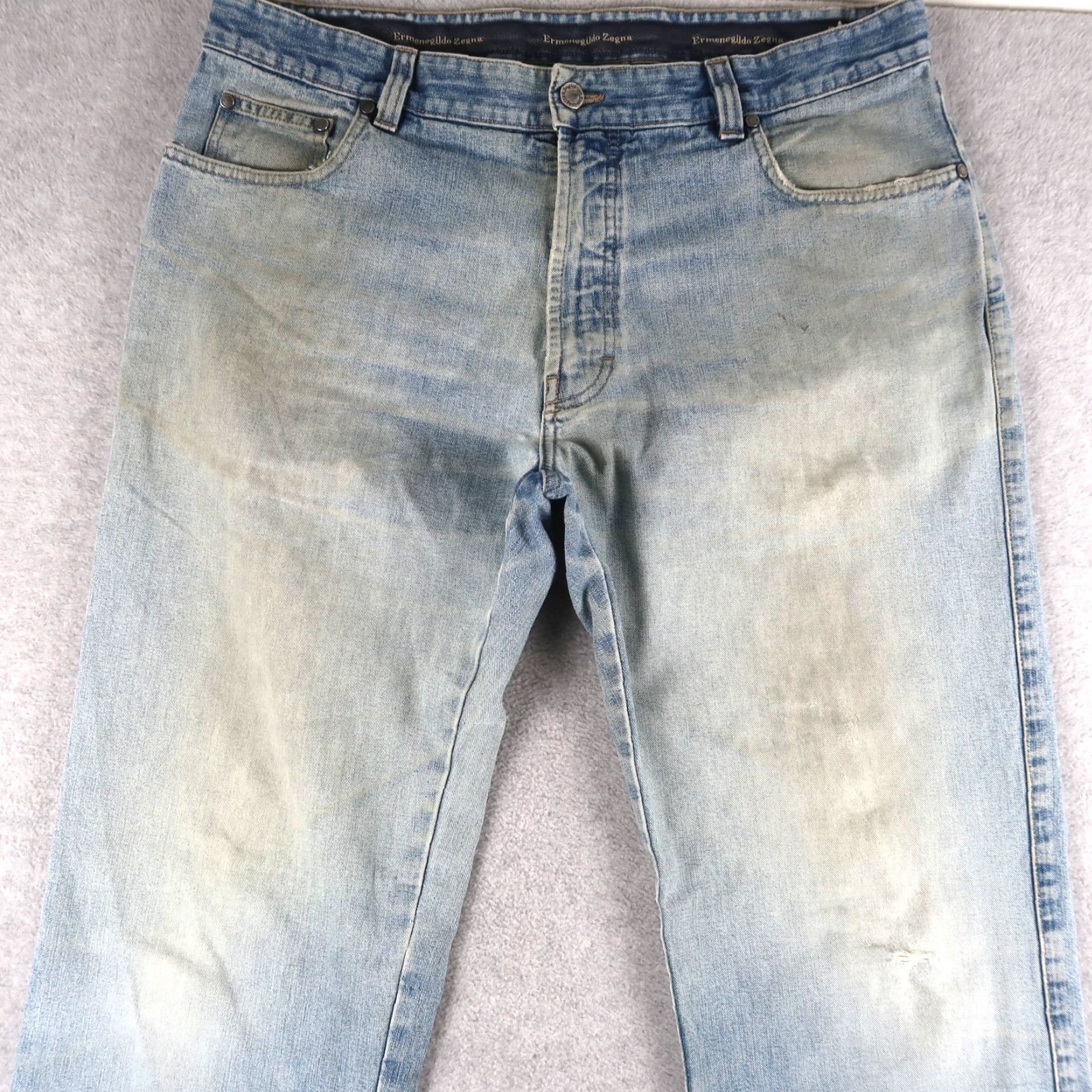 Ermenegildo Zegna VINTAGE Ermenegildo Zegna Jeans Men’s 38 Regular Denim Blue 5-Pocket Straight Fit Made in Italy Mens Jeans 38" Blue Geographical Theme: City Designer Size US 38 / EU 54 - 3 Thumbnail