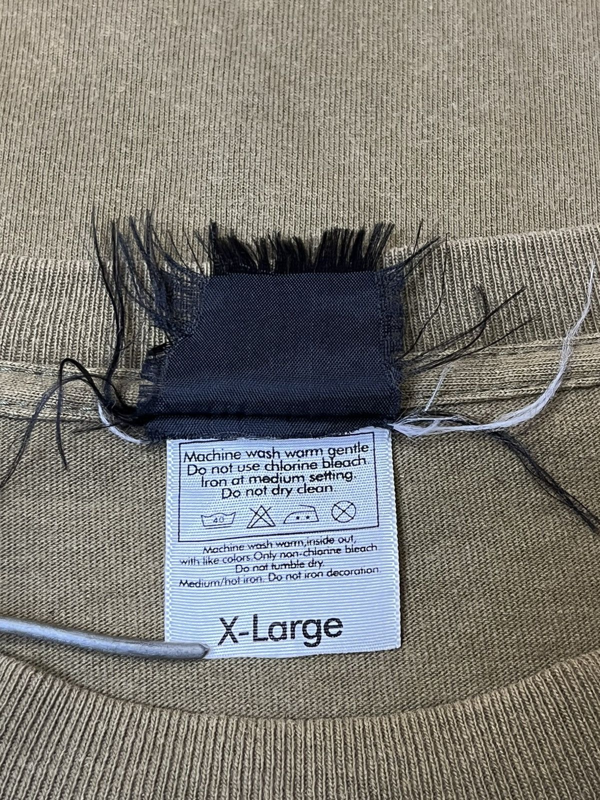 Futura VINTAGE UBIQ FUTURA 2000 LABORATORIES UNKLE POINTMAN T SHIRT Size US L / EU 52-54 / 3 - 12 Thumbnail