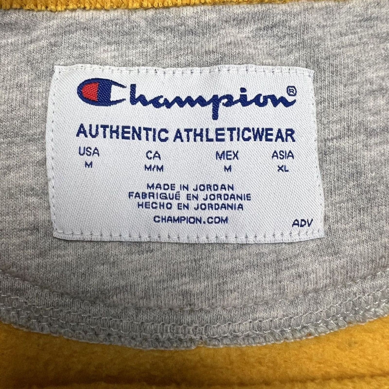 Champion × Vintage Champion Sweatshirt Medium Yellow C Logo Authentic Pullover Size US M / EU 48-50 / 2 - 7 Thumbnail