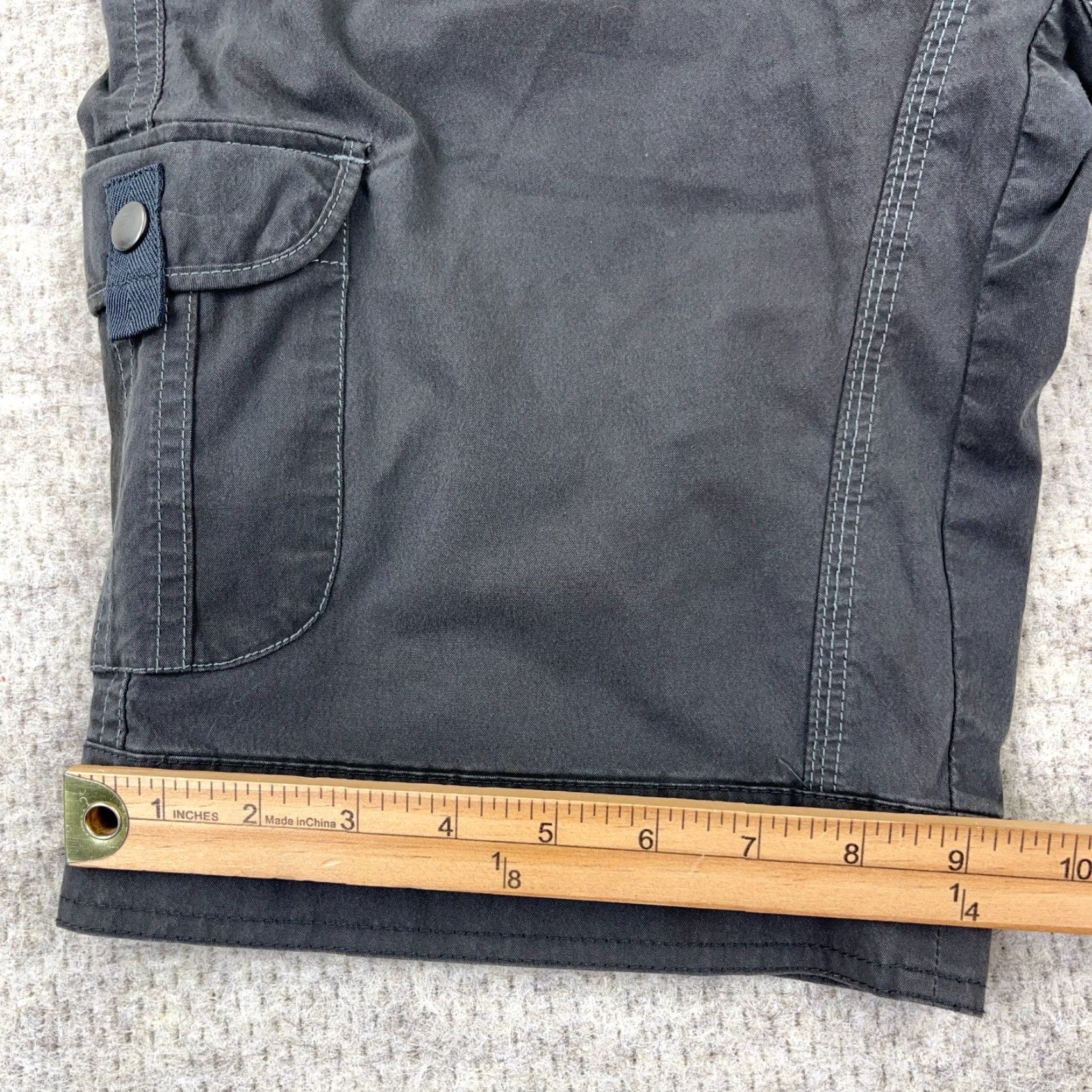 Vintage Kuhl Shorts Women Gray Cargo 8 Hiking Outdoor Renegade Casual Summer Spring Fall Mens Women? Size 30" / US 8 / IT 44 - 6 Thumbnail