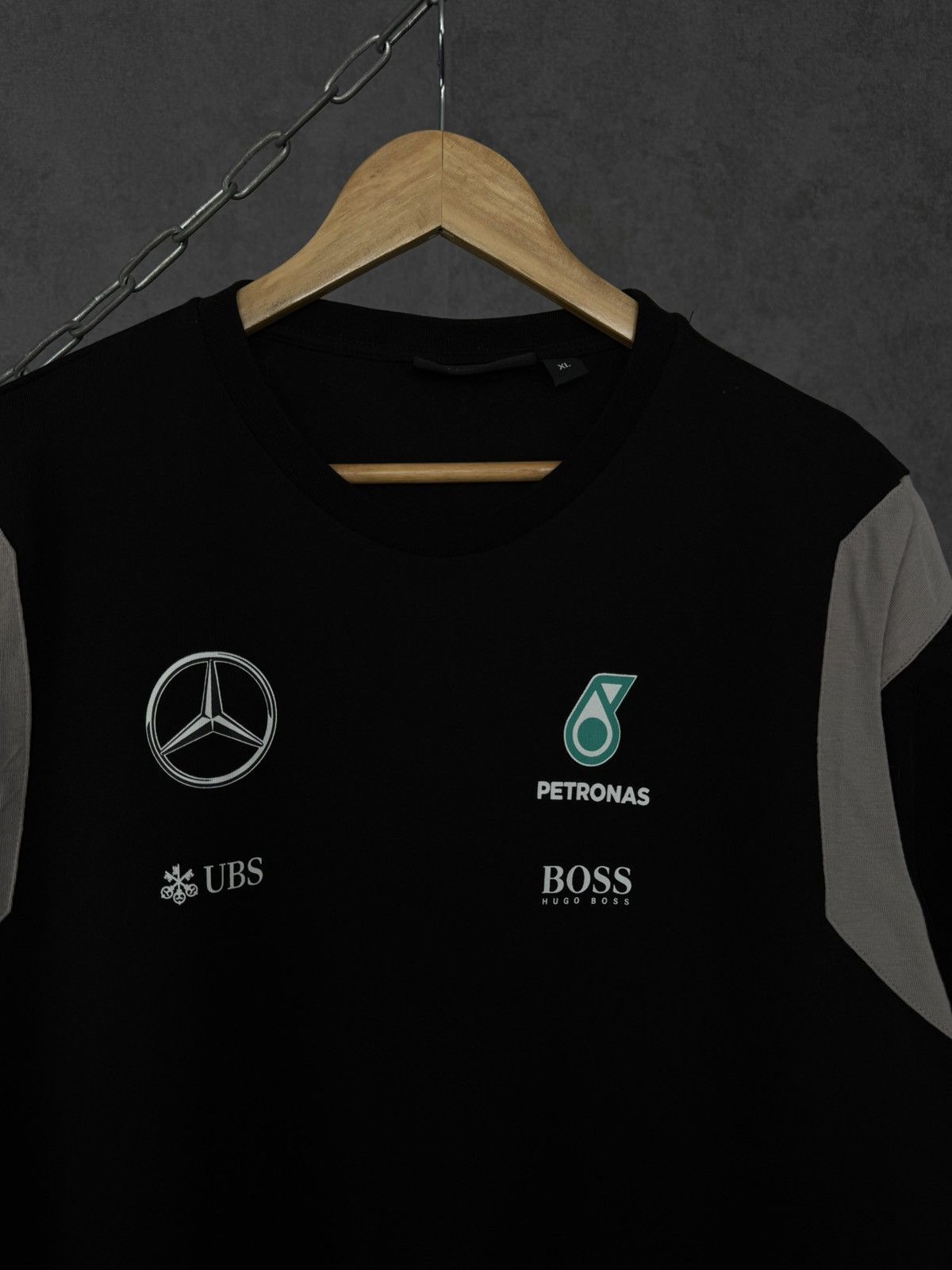 Hugo Boss × Mercedes-Benz Mercedes Benz Petronas x Hugo Boss racing tee Size US XL / EU 56 / 4 - 4 Thumbnail
