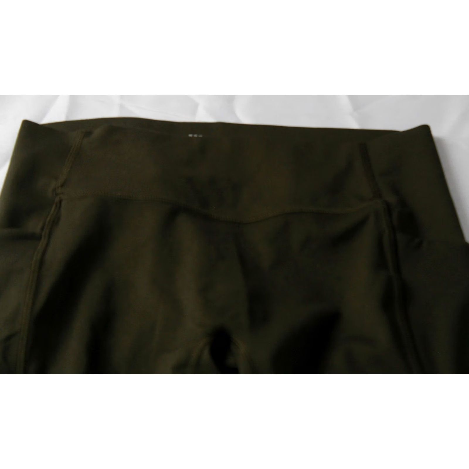 Vintage All In Motion Women's Flex High-Rise 7/8 Leggings EH6 Dark Moss Green S - Leggings, Women, Green, 7/8 Inseam 24 in Size 28" / US 6 / IT 42 - 2 Thumbnail