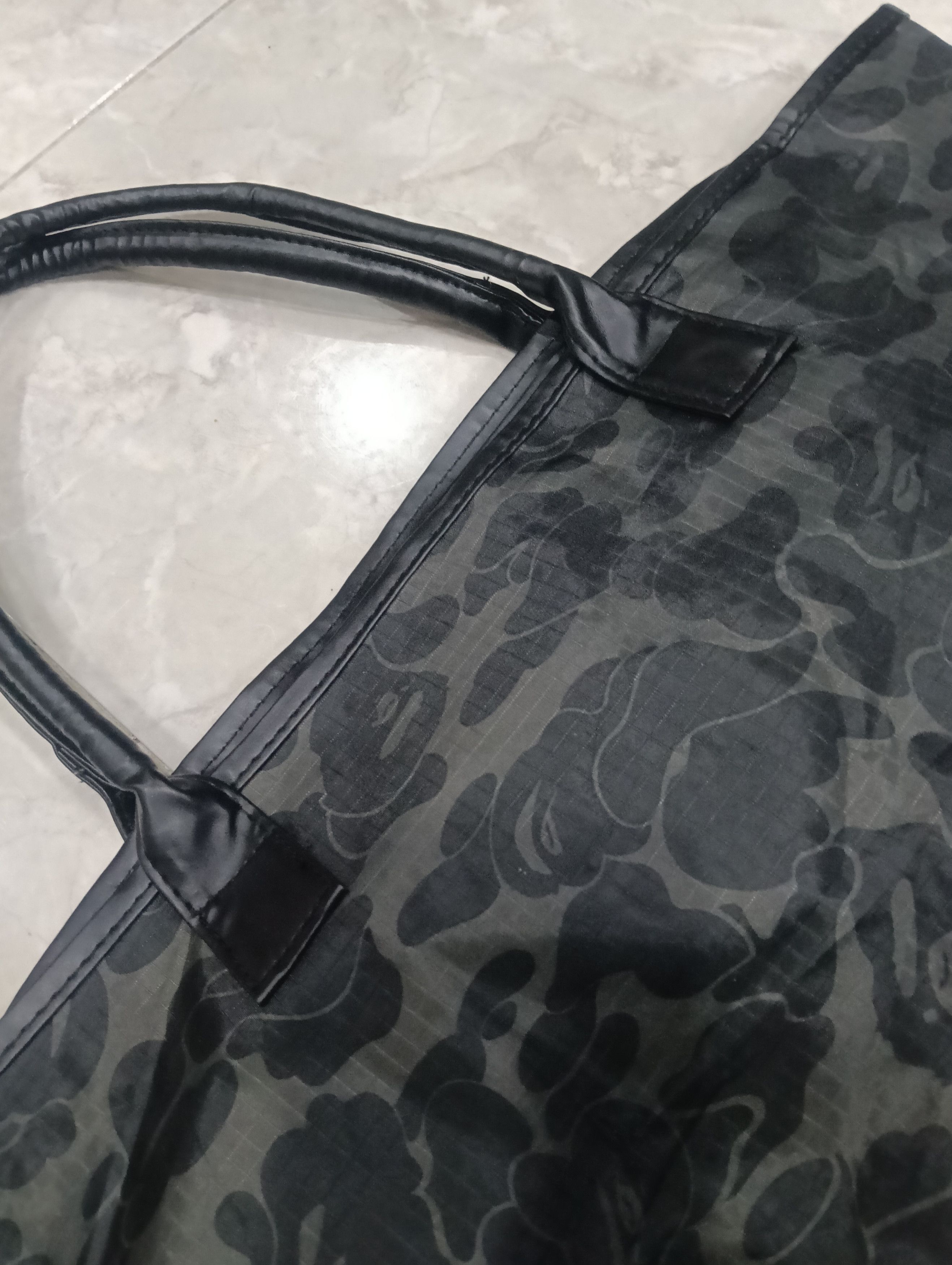 Bape Vintage Bape Monogram Magazine Bag Size ONE SIZE - 7 Thumbnail
