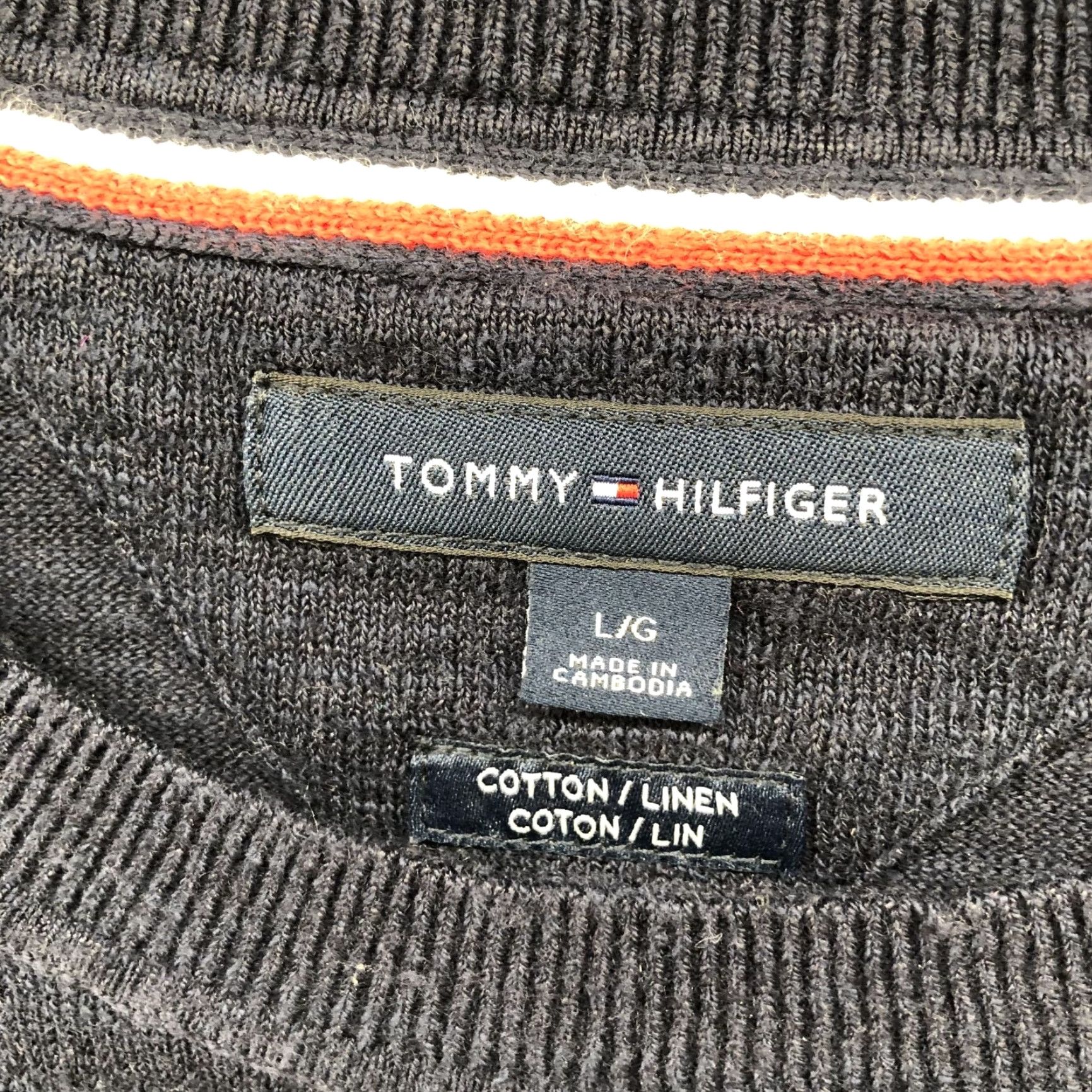 Tommy Hilfiger VINTAGE Tommy Hilfiger Sweater Shirt Men L Navy Blue Crewneck Pullover Knit Embroidered Logo 90s Mens L Size US L / EU 52-54 / 3 - 5 Thumbnail