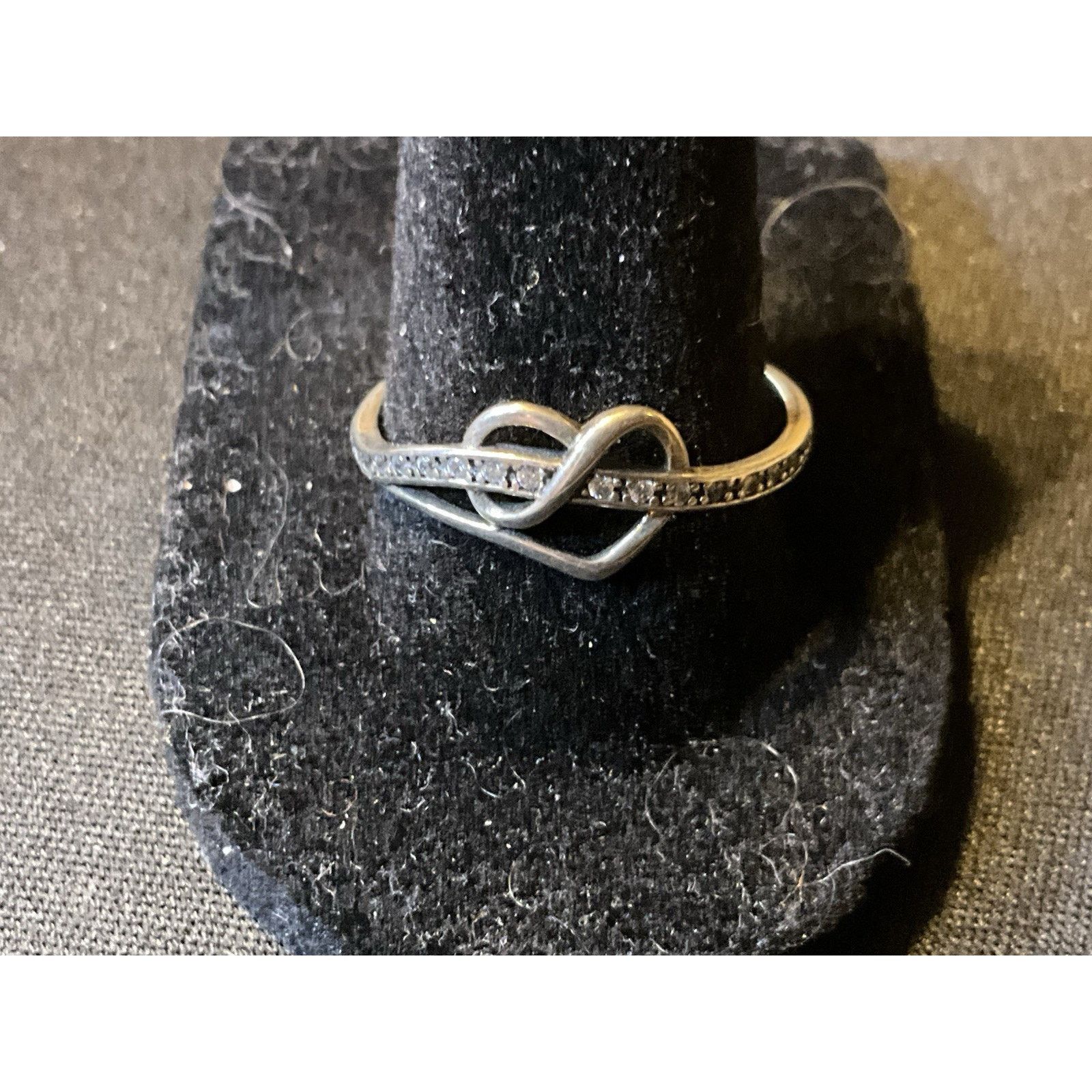Other 925 Sterling Silver Small Diamonds Heart Ring Size 9.75 Size ONE SIZE - 2 Thumbnail