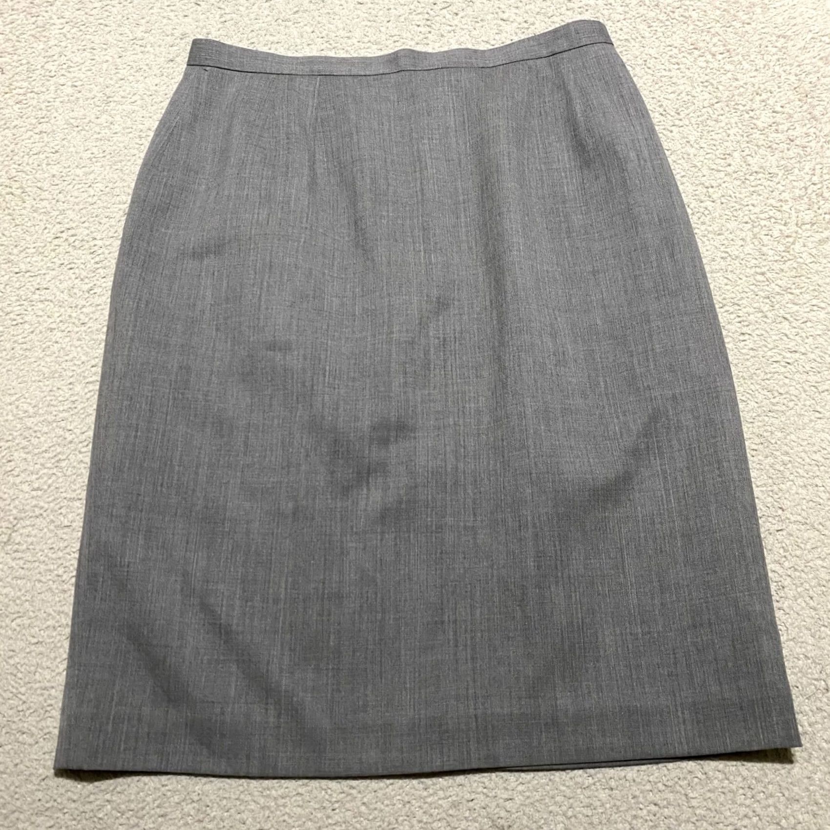 Talbots Talbots Skirt Women 14 Wool Gray Pencil Knee Length Lined Zip Office Business Straight & Pencil 90s Preppy Mens Womens Size 36" / US 14 / IT 50 - 2 Thumbnail