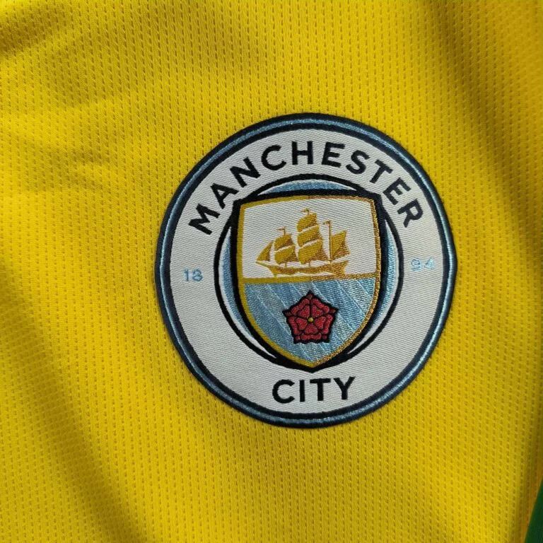 Nike Manchester City 18 goalkeeper Player Issue football jersey L Size US L / EU 52-54 / 3 - 4 Thumbnail