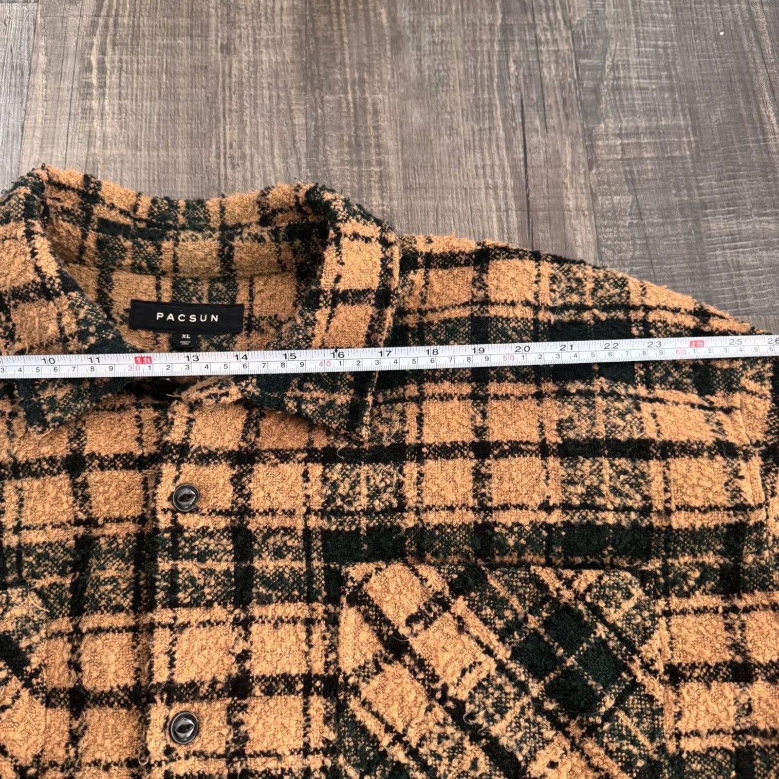 Pacsun PACSUN • Wooly Plaid Oversized Shacket (XL) Size US XL / EU 56 / 4 - 3 Thumbnail