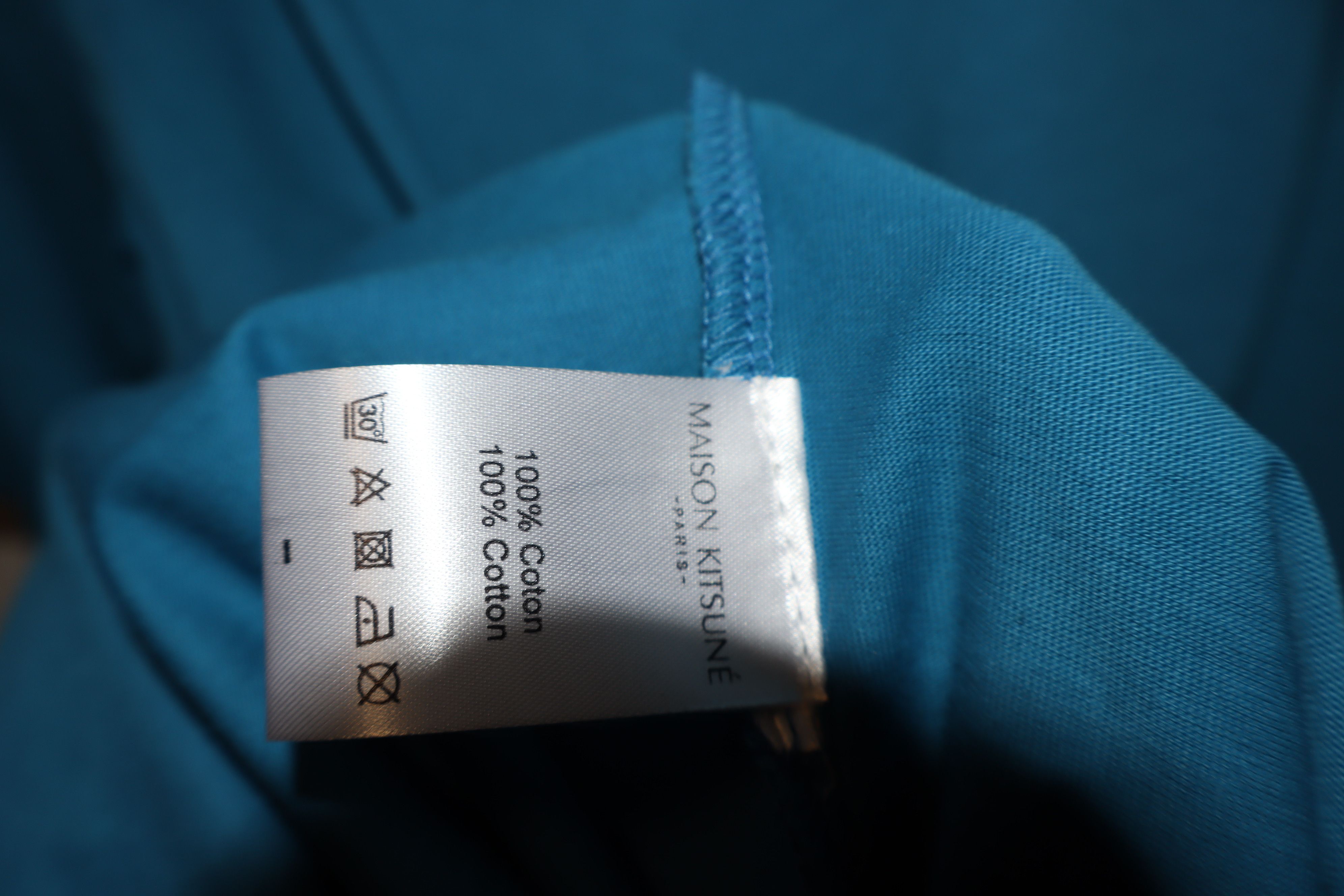 Maison Kitsune TRICOLOR FOX PATCH COMFORT TEE SHIRT Size US L / EU 52-54 / 3 - 7 Thumbnail