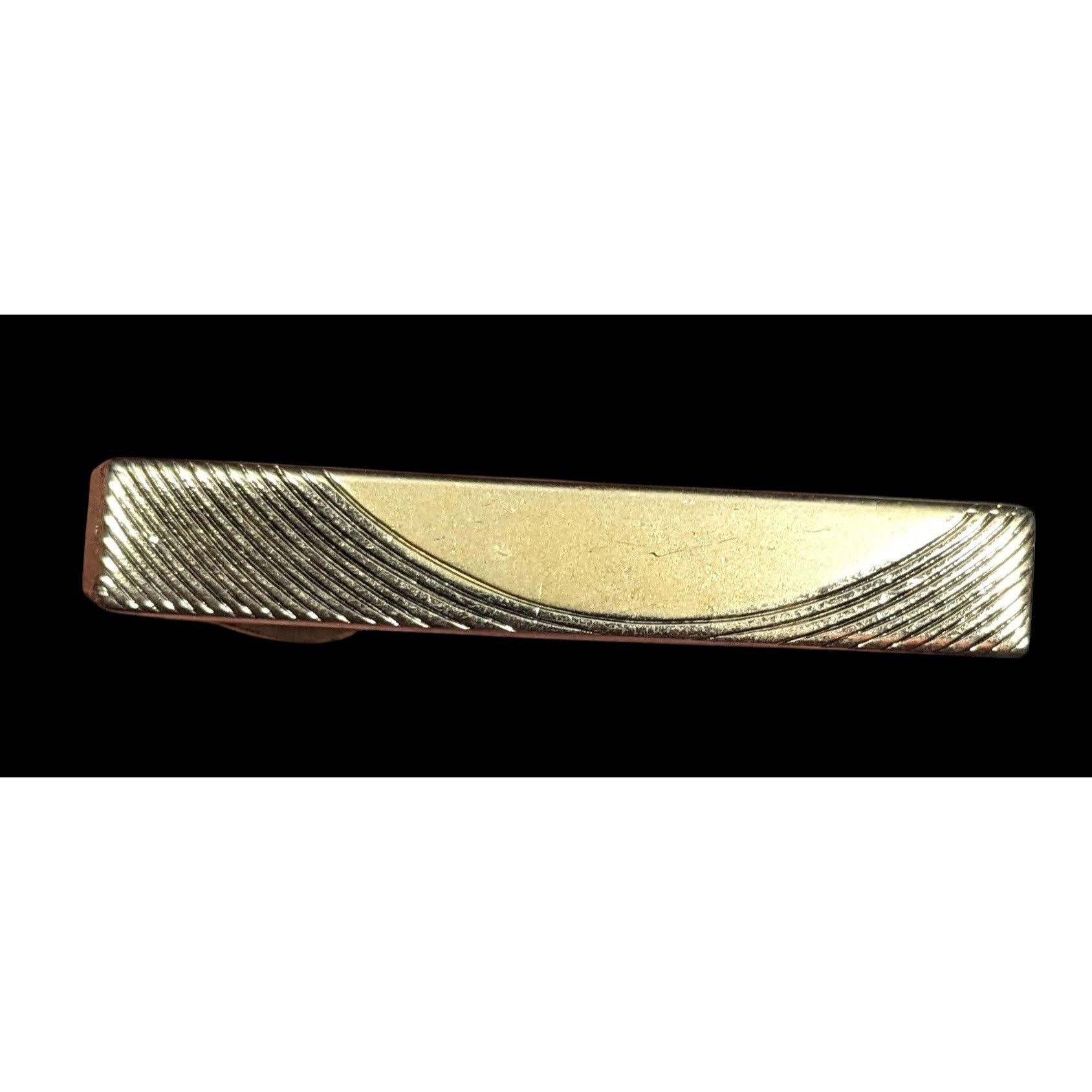Other Vintage Etched Gold Tone Rectangular Tie Clip Size ONE SIZE - 1 Thumbnail