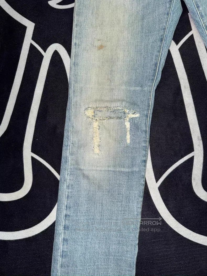 Saint Laurent Paris Saint Laurent Paris Classic Light Wash Cut-Out Ripped Slim Size US 29 - 5 Thumbnail