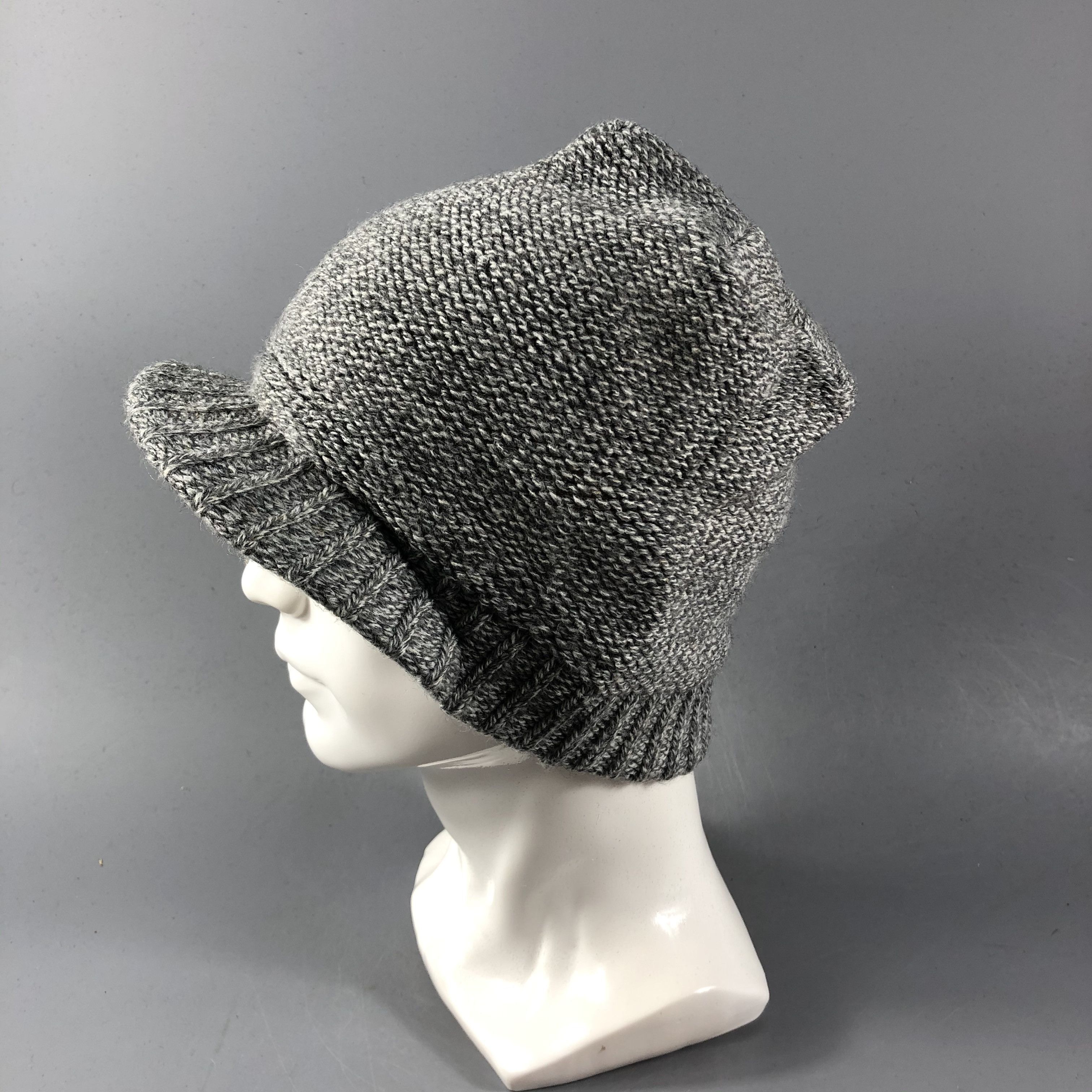 Ocean Pacific Ocean Pacific Visor Beanie Snowcap Snow Hat Winter Hat B775 Size ONE SIZE - 2 Thumbnail