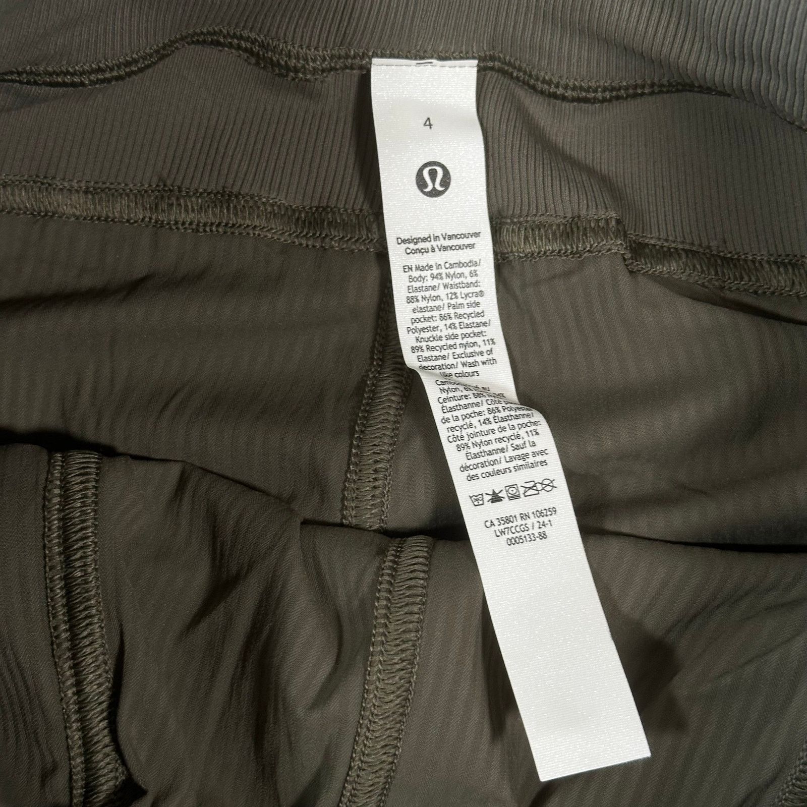 Lululemon Lululemon Dance Studio High-Rise Shorts 3.5" Size 4 Size 27" / US 4 / IT 40 - 8 Thumbnail