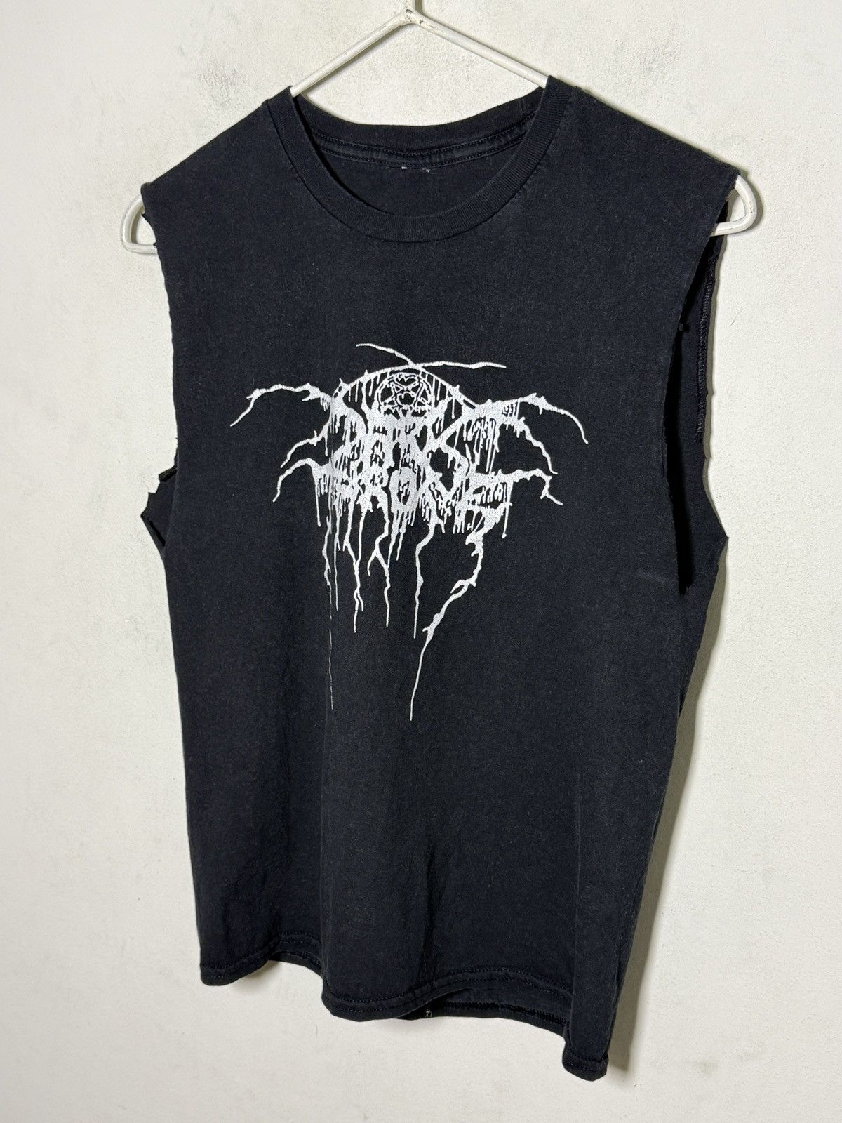 Band Tees Darkthrone sleeveless cut-off T-shirt Size US S / EU 44-46 / 1 - 2 Thumbnail