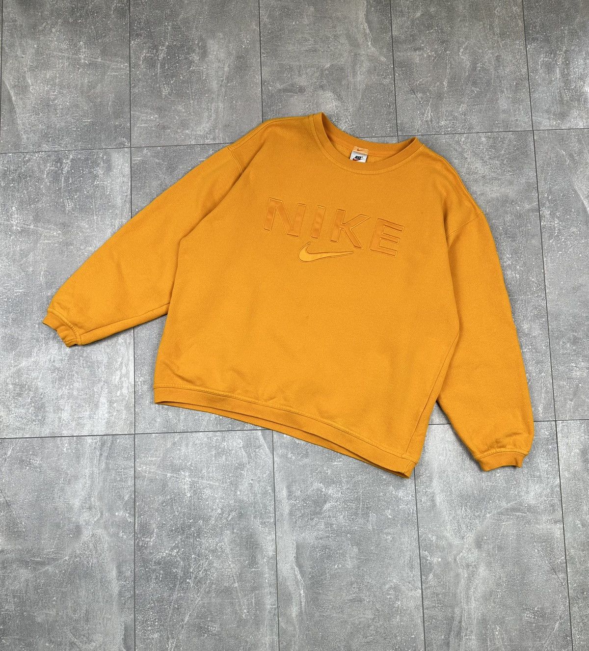 Nike Women’s Vintage Rare Nike Sweatshirt Overprint Logo Size L / US 10 / IT 46 - 1 Thumbnail