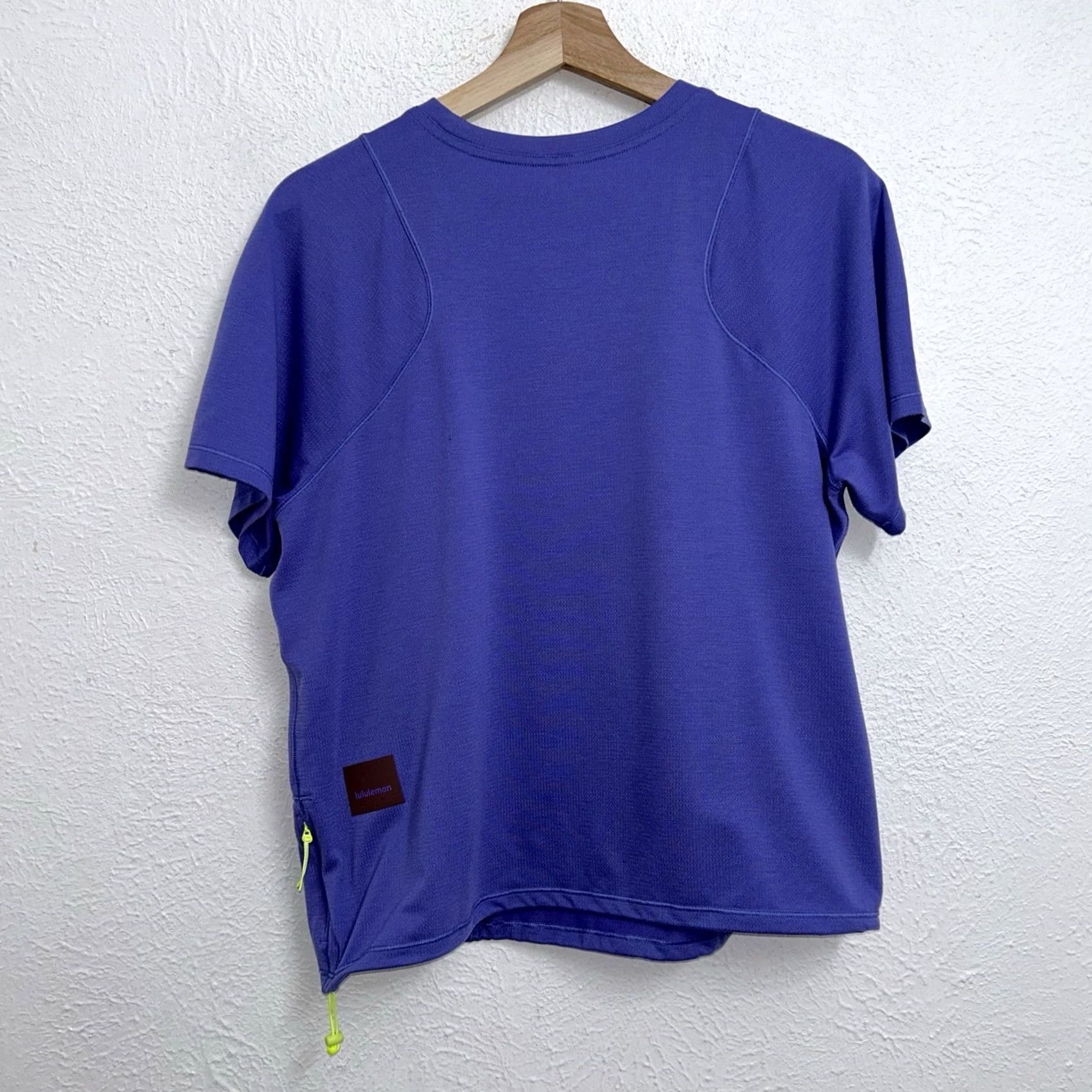Lululemon Lululemon Lightweight Purple Cinched Hem Hiking T-Shirt Women’s 10 Size L / US 10 / IT 46 - 2 Thumbnail