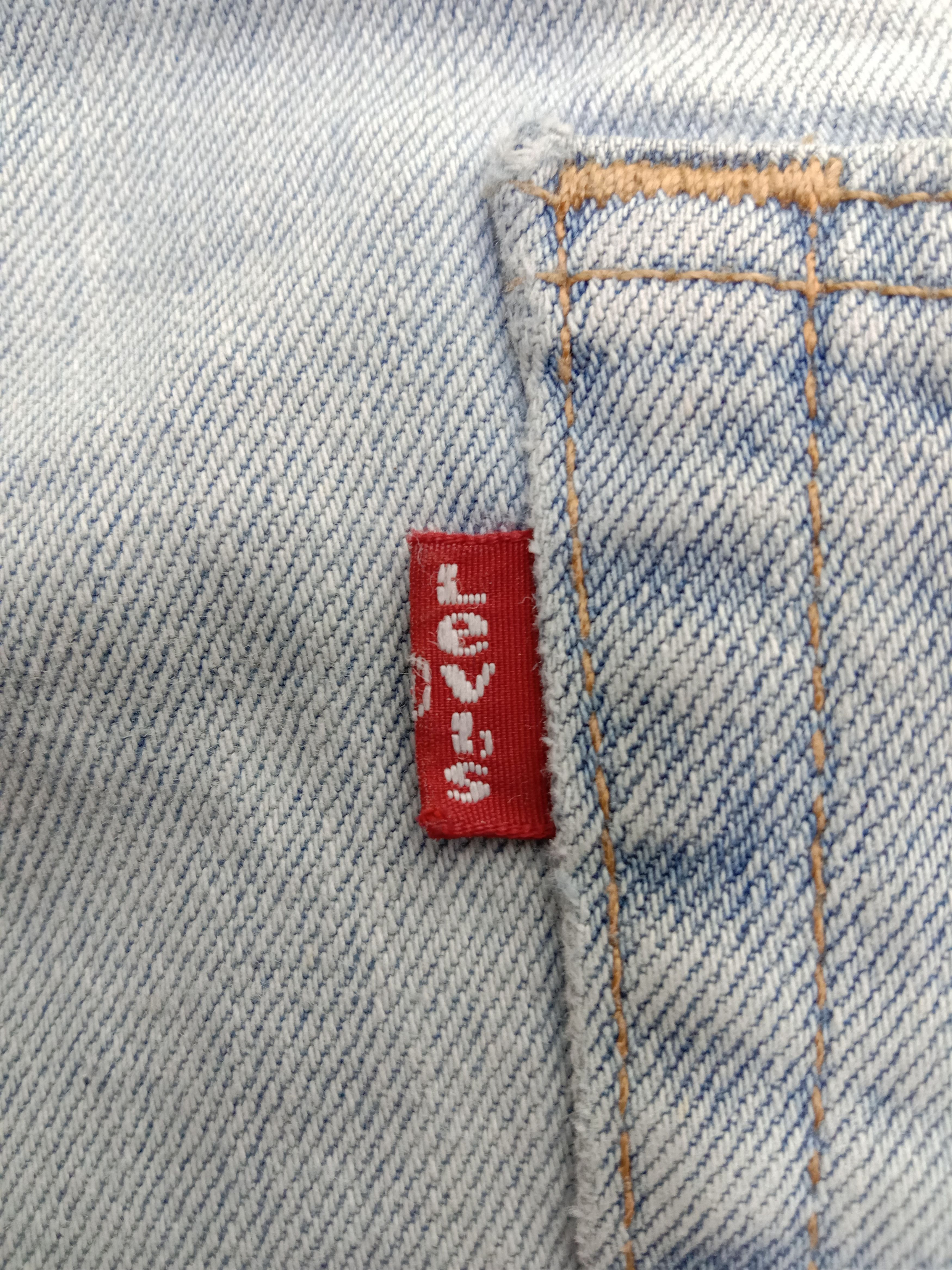 Levi's Vintage Levi's 511 Jeans Light Wash Slim Cut Denim Size US 36 / EU 52 - 14 Thumbnail