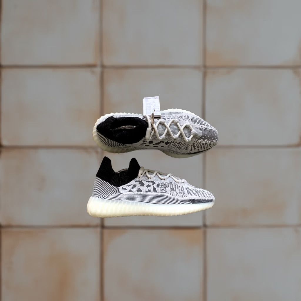 Adidas ADIDAS YEEZY 350 V2 CMPCT PANDA SNEAKERS US 6.5 UK 6 EU 39 1/3 Men Sneaker Panda Color White Size US 6.5 Size US 6 / EU 39 - 1 Thumbnail