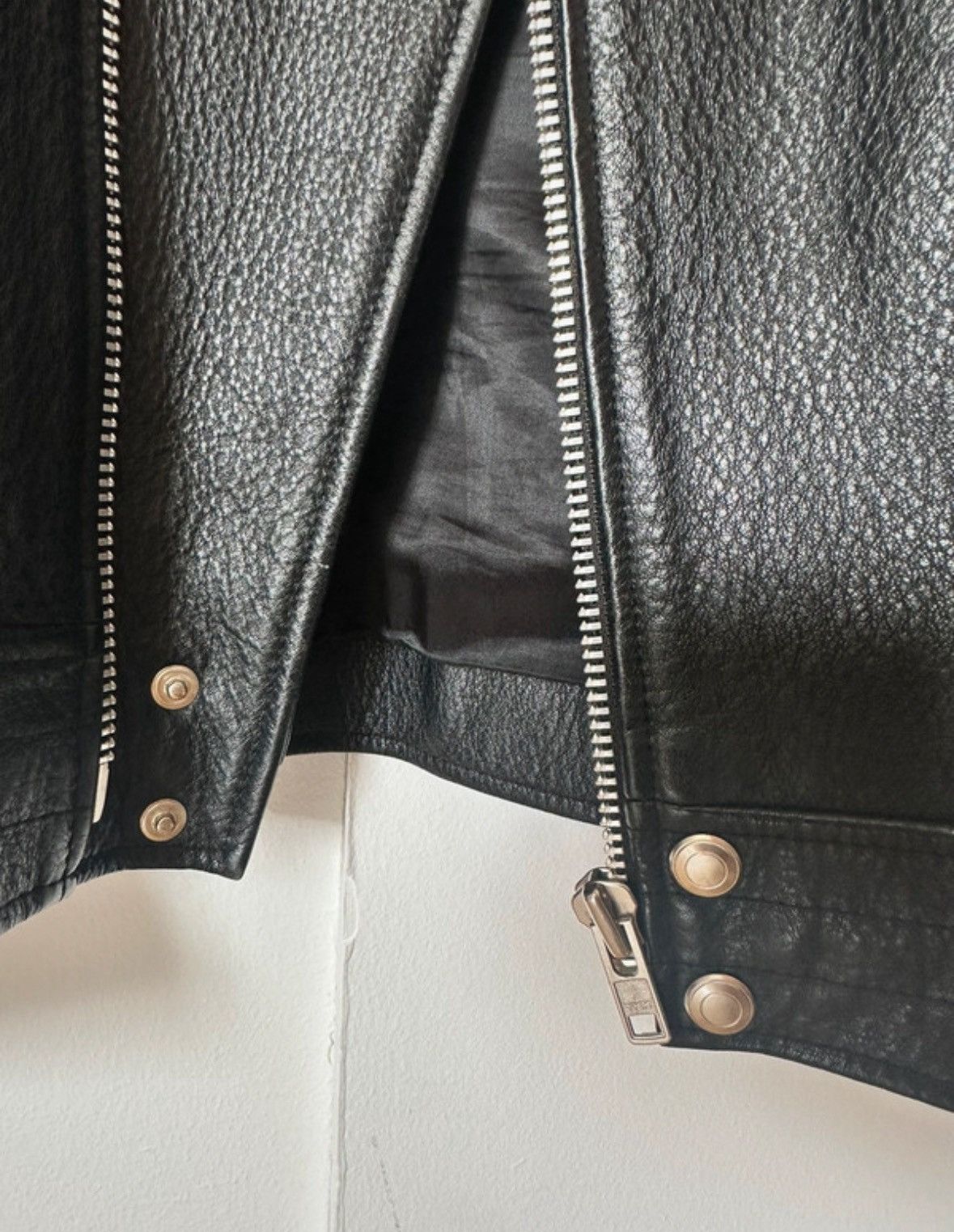 Vivastudio Perfecto style leather jacket grained Size US XS / EU 42 / 0 - 4 Thumbnail