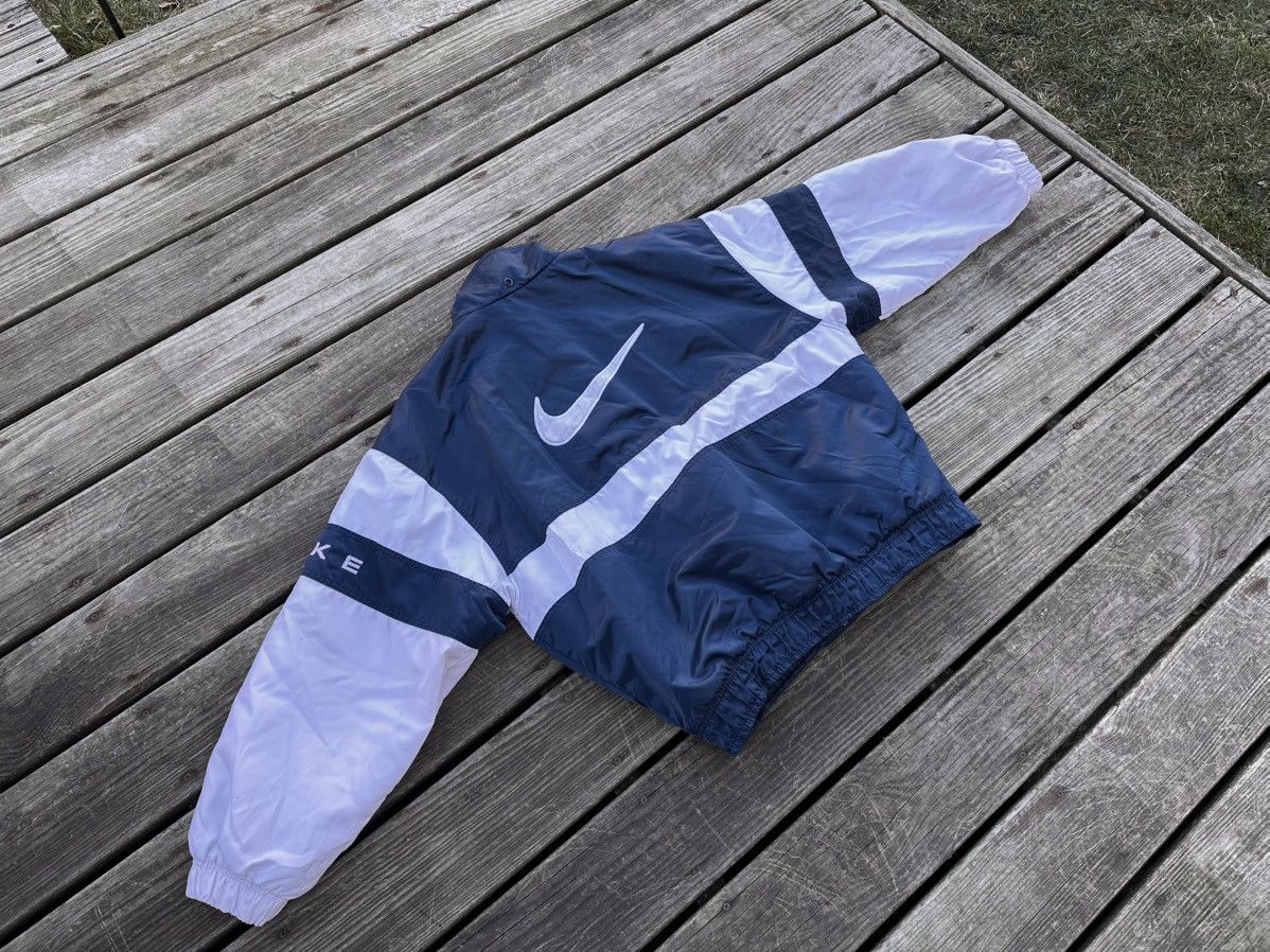 Nike × Vintage Vintage 90s Nike Puffer Jacket Size L / US 10 / IT 46 - 7 Thumbnail
