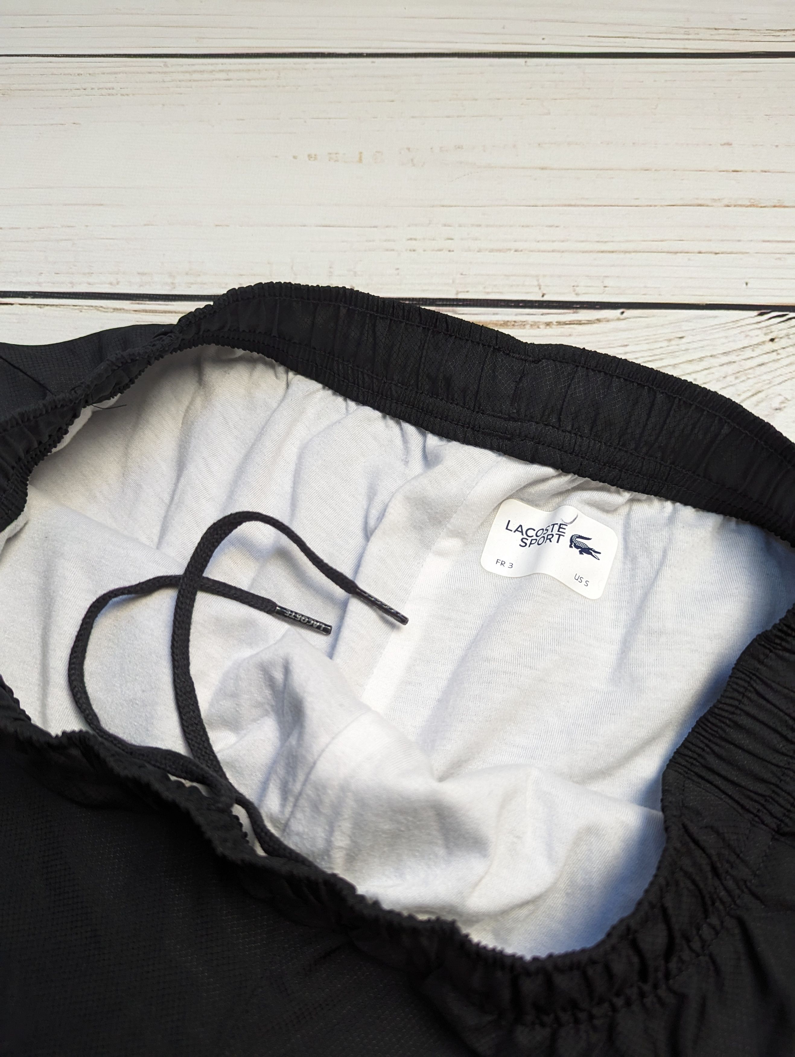 Lacoste Lacoste black shorts original size S M Size US 30 / EU 46 - 9 Thumbnail