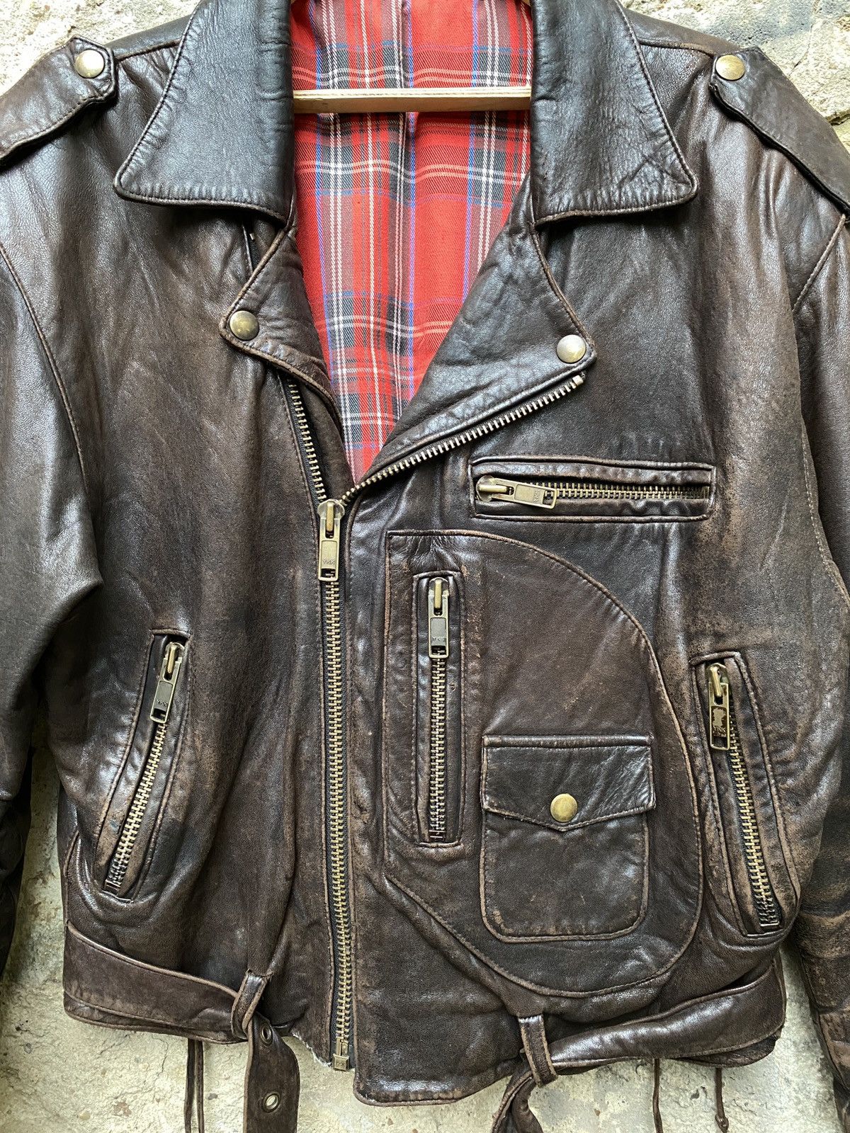 Vintage Vintage D-Pocket Motorcycle Distressed Leather Biker Jacket Size US L / EU 52-54 / 3 - 9 Thumbnail