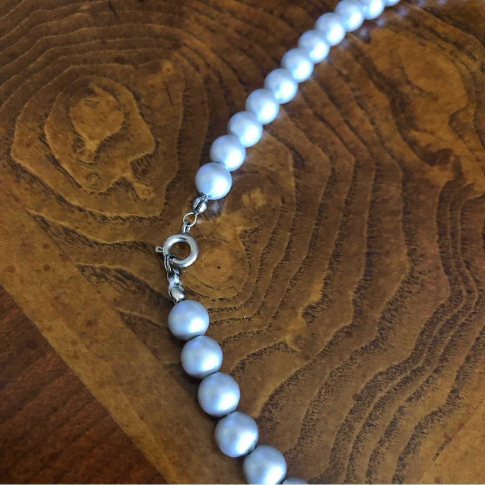 Vintage Vintage 70s-80s silver gray pearl bead necklace Size ONE SIZE - 9 Thumbnail