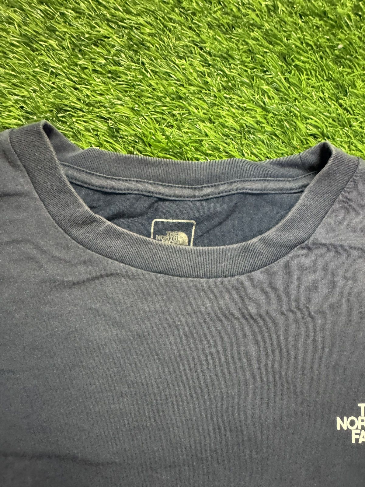 The North Face assorted tshirt - the north face tshirt Size US L / EU 52-54 / 3 - 6 Thumbnail
