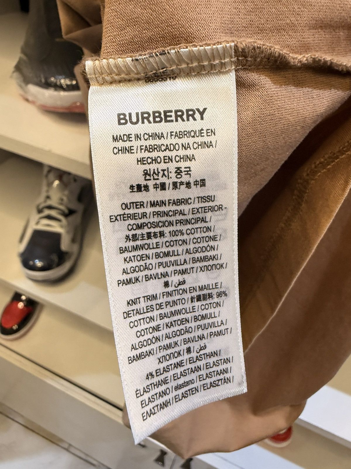 Burberry Burberry T Shirt Size US S / EU 44-46 / 1 - 4 Thumbnail