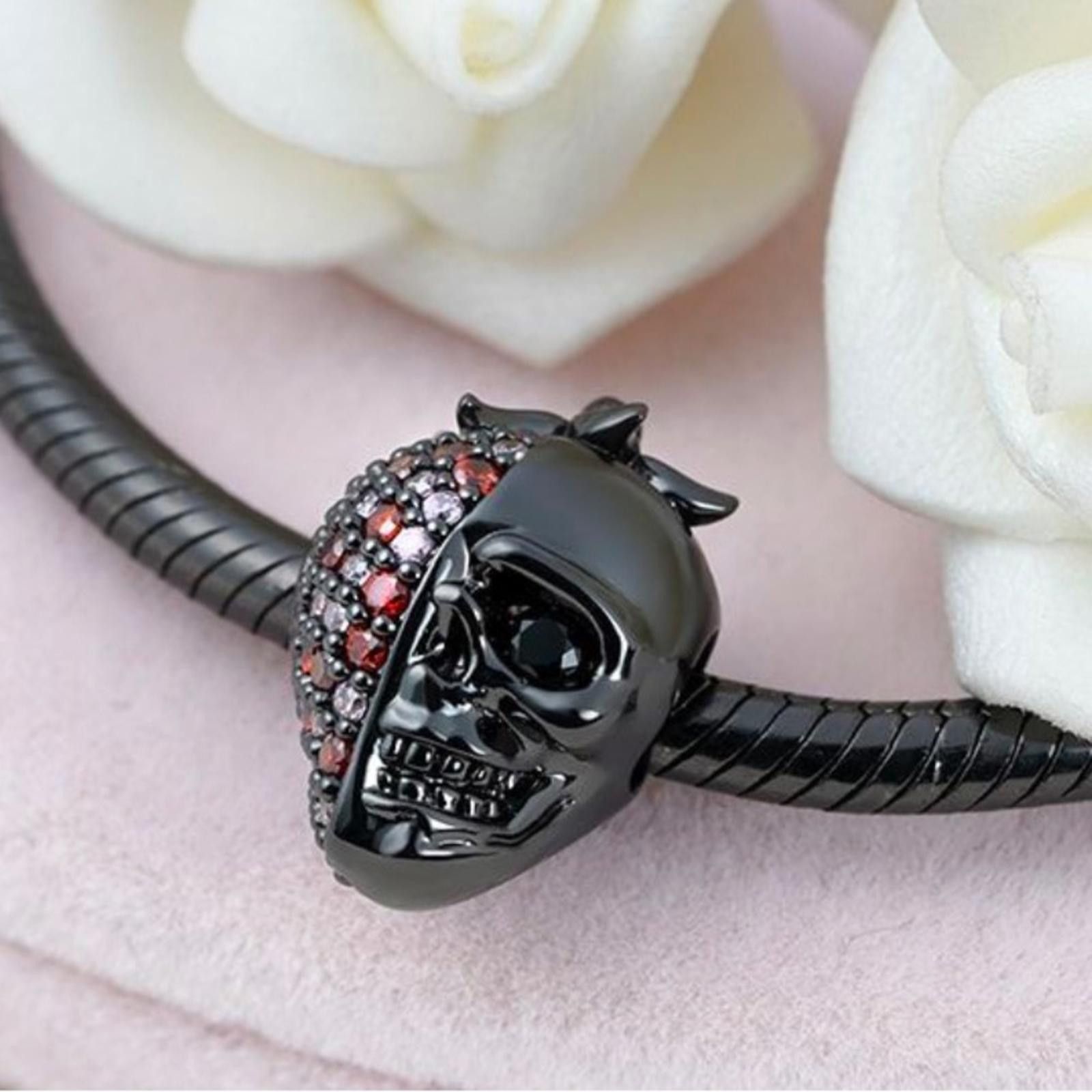 Other NWOT Strawberry Skull Bead Charm Sterling Silver 925 Size ONE SIZE - 2 Thumbnail
