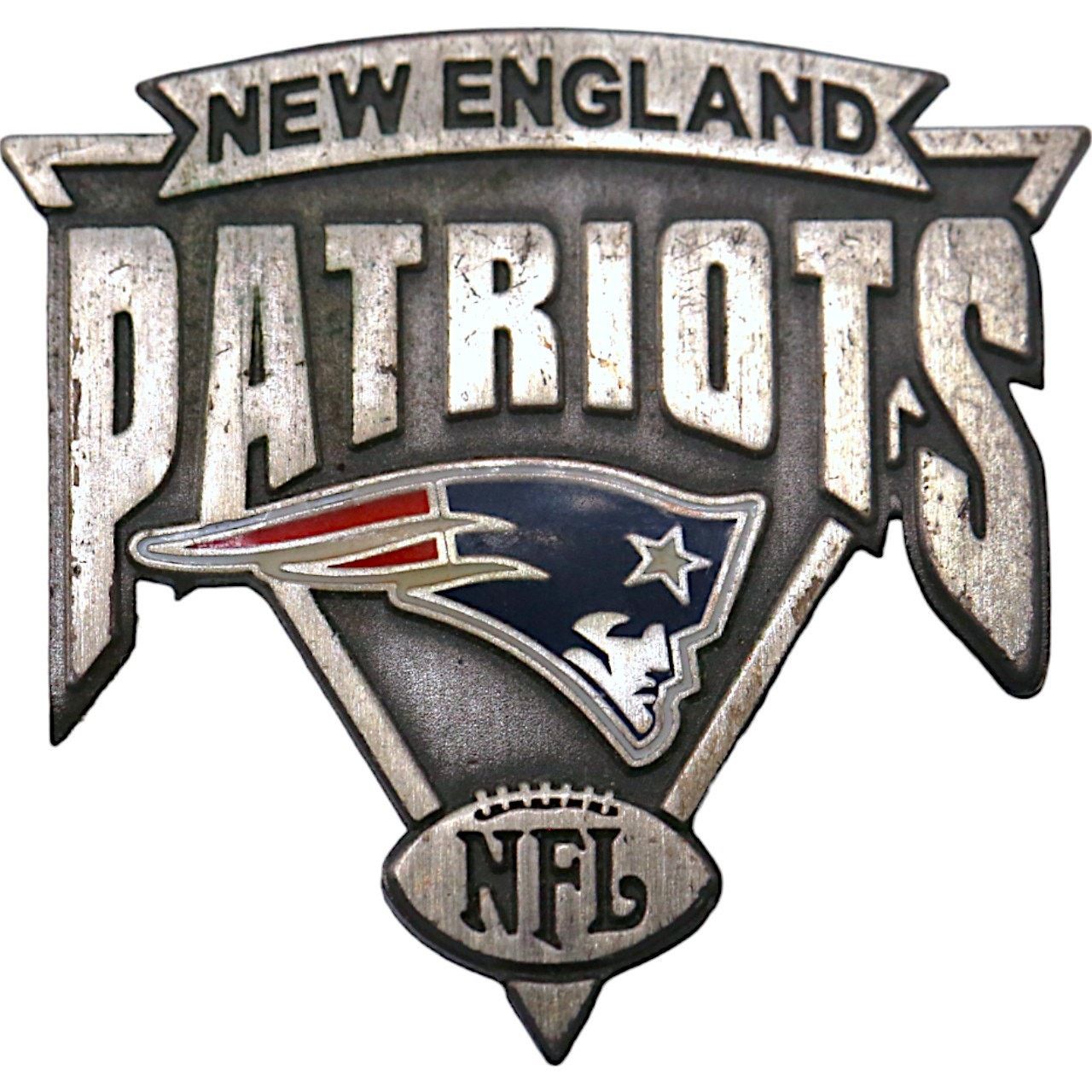 NFL New England Patriots 2000 Vintage Silver Flying Elvis Pin Size ONE SIZE - 1 Thumbnail