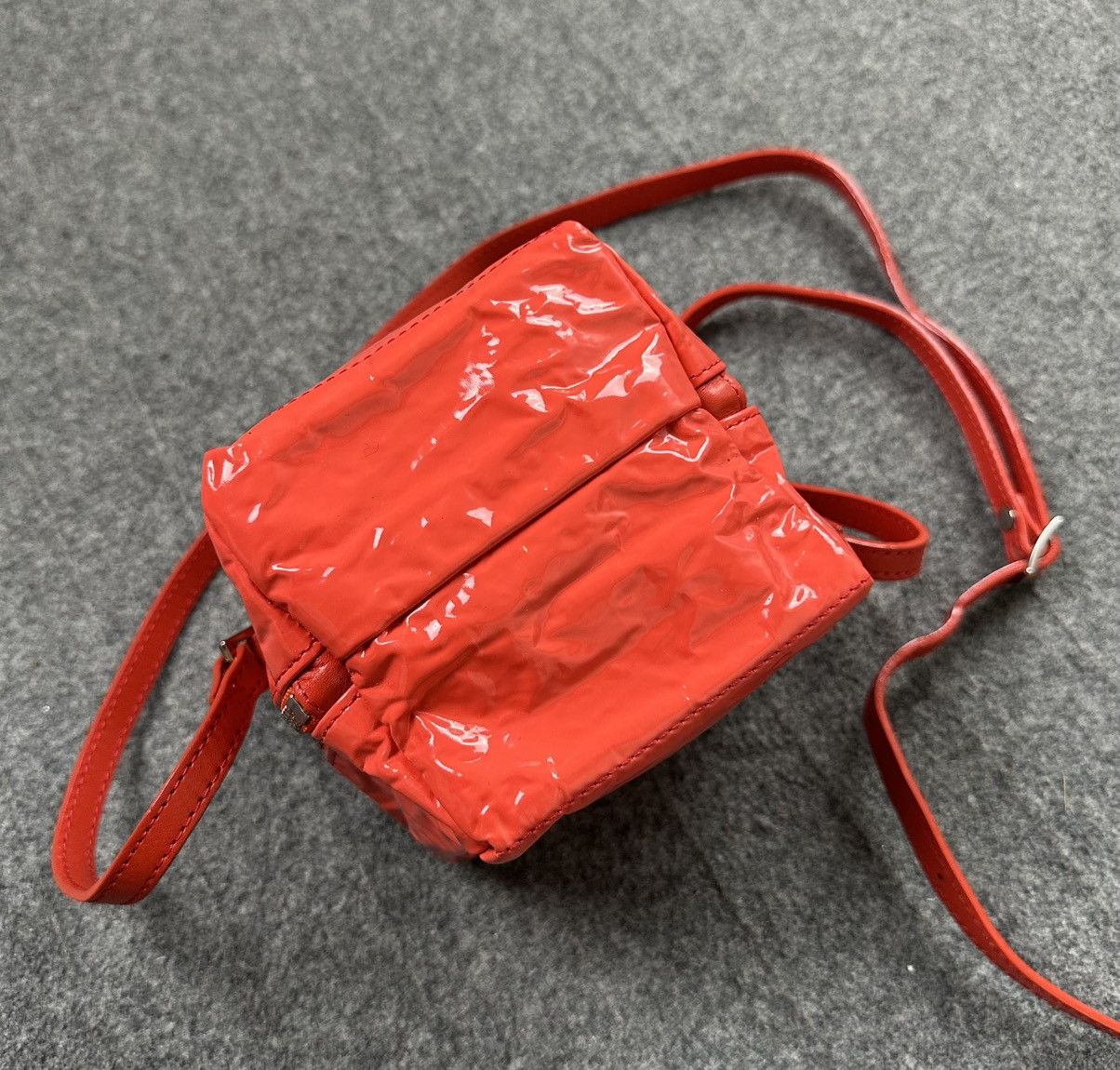 Pleats Please Issey Miyake Issey Miyake - Pleats Please Clay Like-pot Square Crossbody Size ONE SIZE - 9 Thumbnail