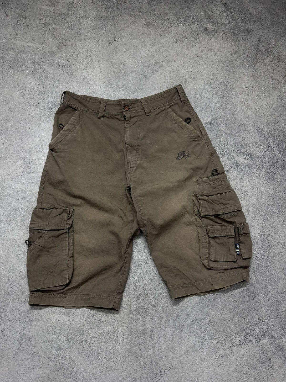 Nike Vintage Y2k Nike Swoosh Cargo Shorts Size US 32 / EU 48 - 1 Thumbnail